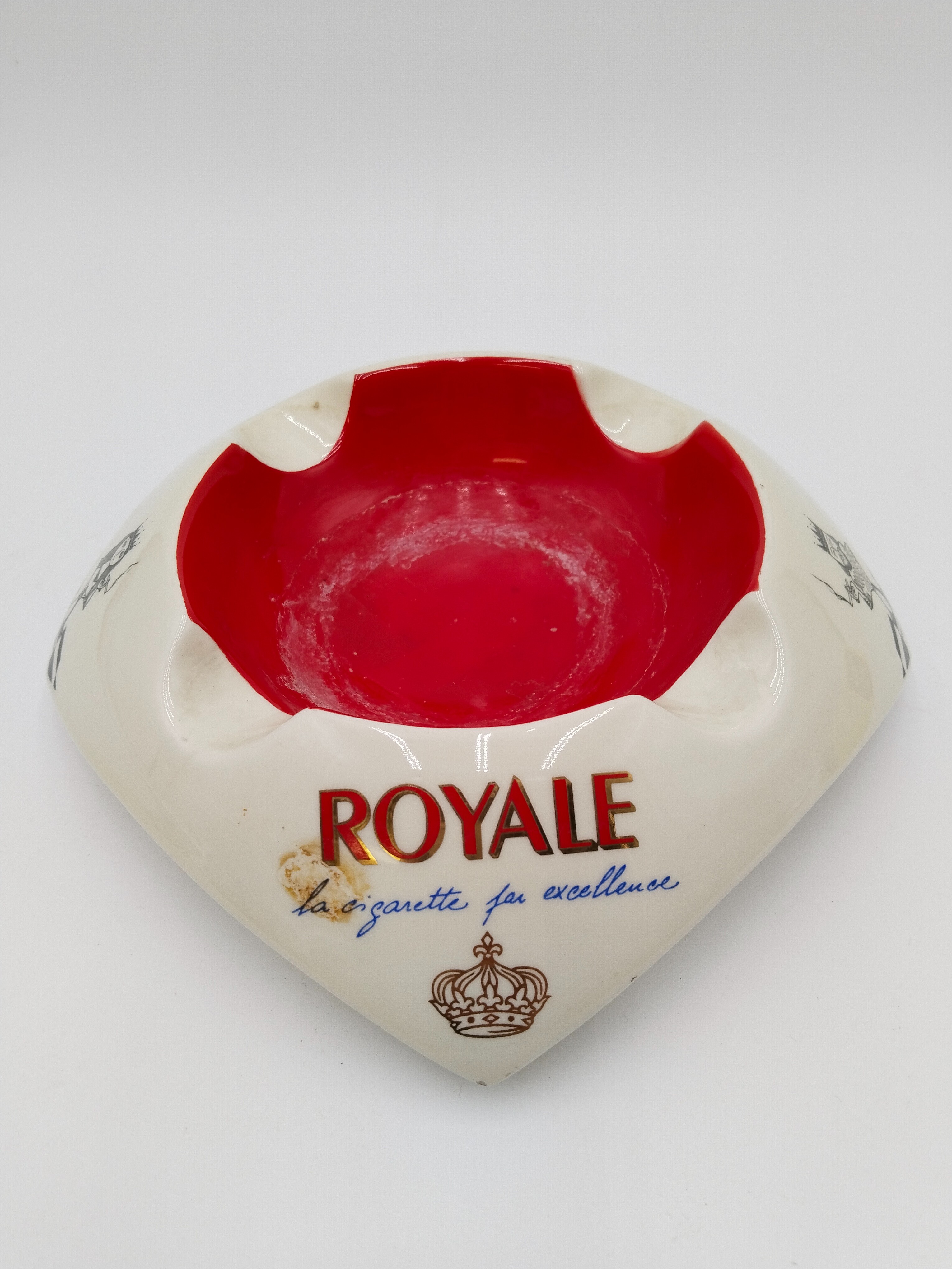 Voir photo 3 de Lot de Cendrier, Royale, Ricard, Ambassadeur Lot de Cendrier, Royale, Ricard, Ambassadeur État correct reconditionné photo 3
