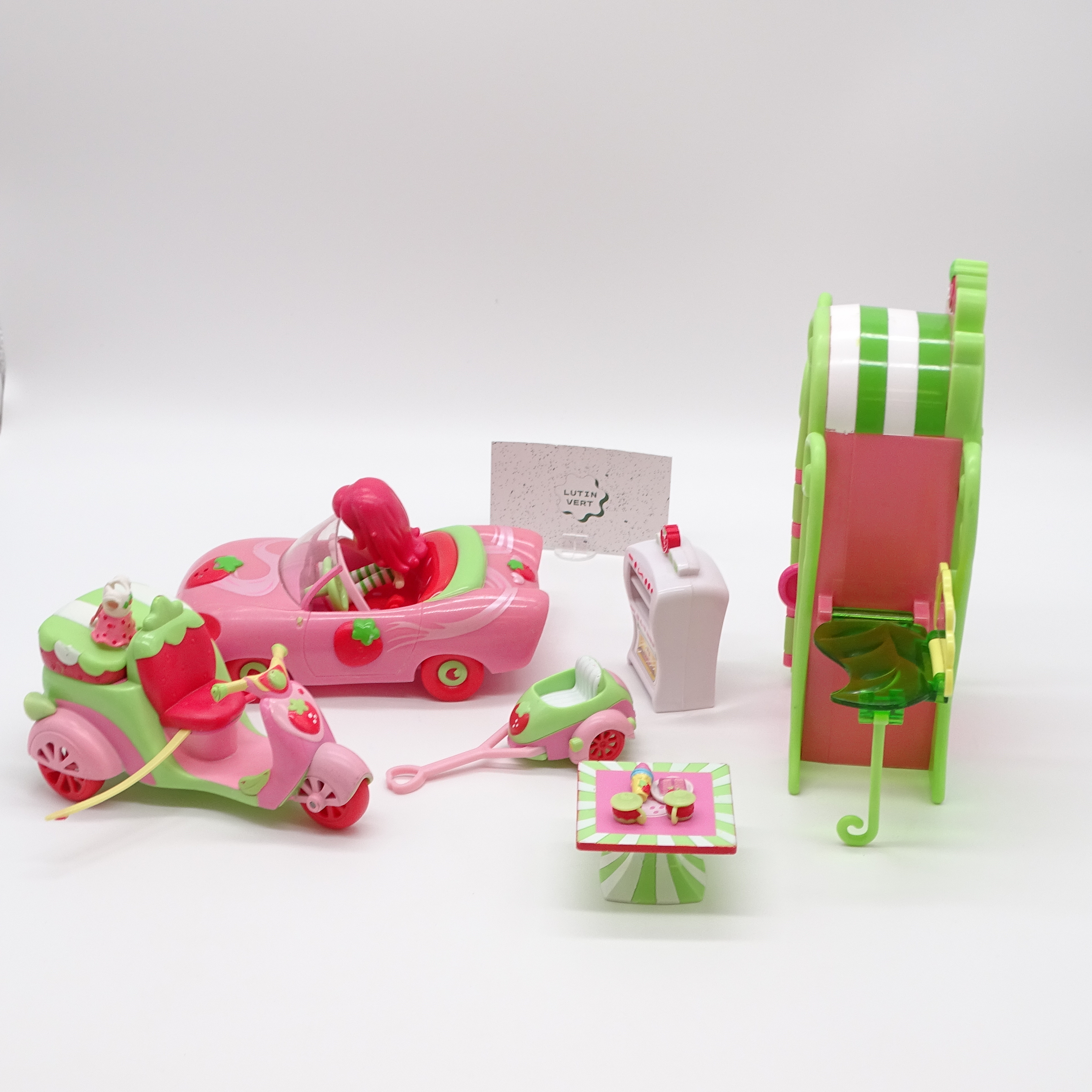 Voir photo 2 de Lot de Charlotte aux fraises HASBRO - Dès 3 ans | Ref 14911 Lot de Charlotte aux fraises HASBRO - Dès 3 ans | Ref 14911 Très bon état reconditionné photo 2