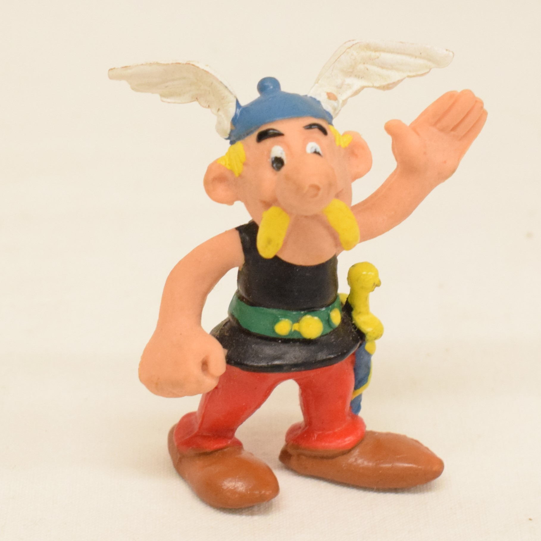 Voir photo 2 de Lot de cinq produits dérivés de la série Astérix Lot de cinq produits dérivés de la série Astérix reconditionné photo 2