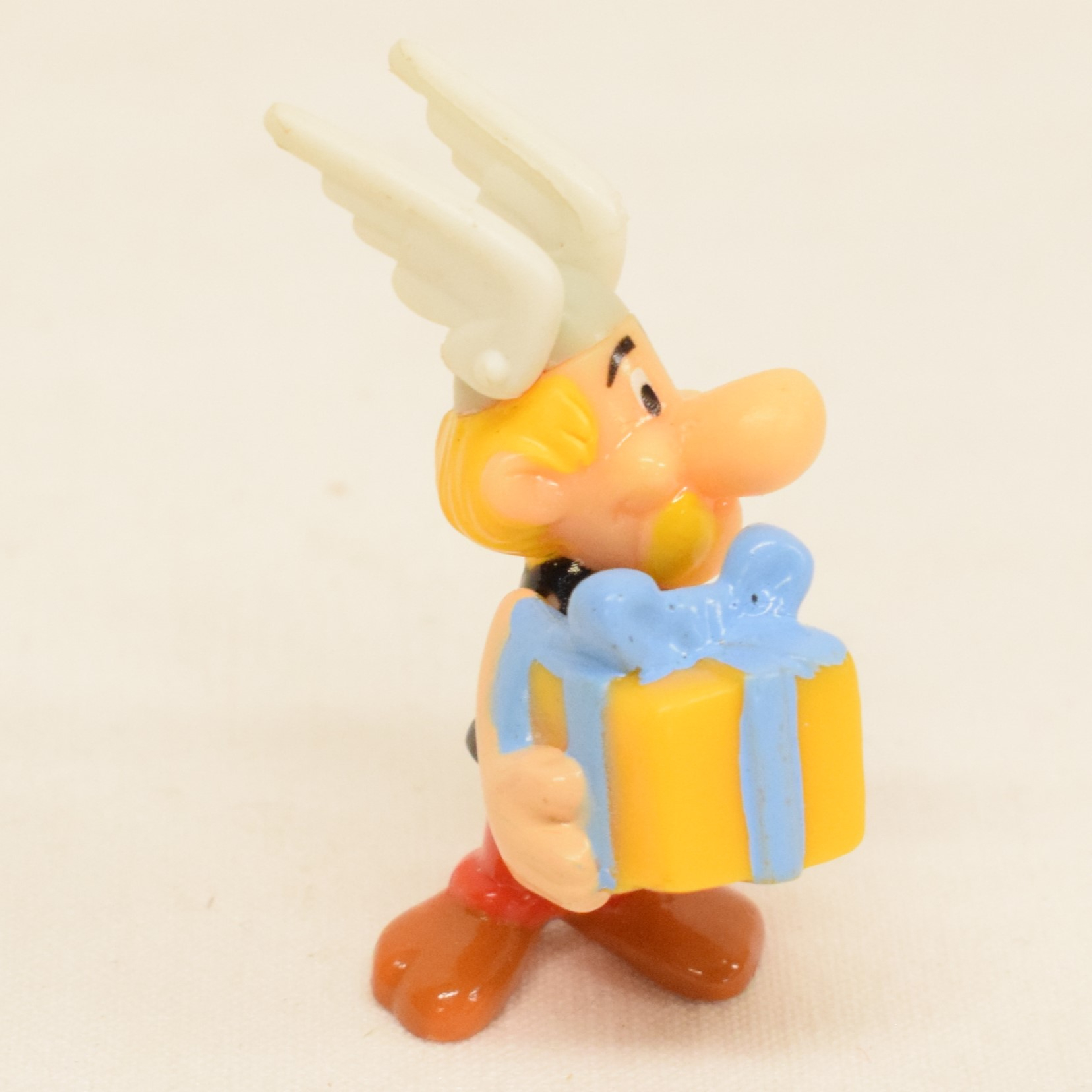 Voir photo 3 de Lot de cinq produits dérivés de la série Astérix Lot de cinq produits dérivés de la série Astérix reconditionné photo 3
