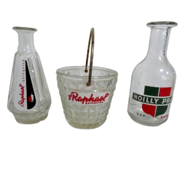 Lot de deux carafes publicitaires et petit seau à glaçons Saint Raphaël Bon état - alternatives disponibles sur Dero Lot de deux carafes publicitaires et petit seau à glaçons Saint Raphaël Bon état reconditionné (offre indisponible)