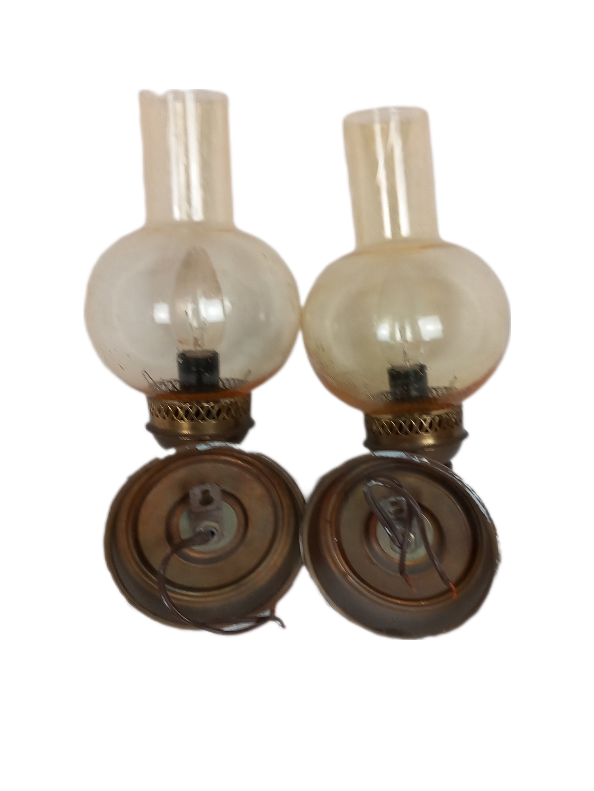 Voir photo 9 de Lot De Deux Lustre Vintage Avec Boule En Verre Et Bois Lot De Deux Lustre Vintage Avec Boule En Verre Et Bois Très bon état reconditionné photo 9