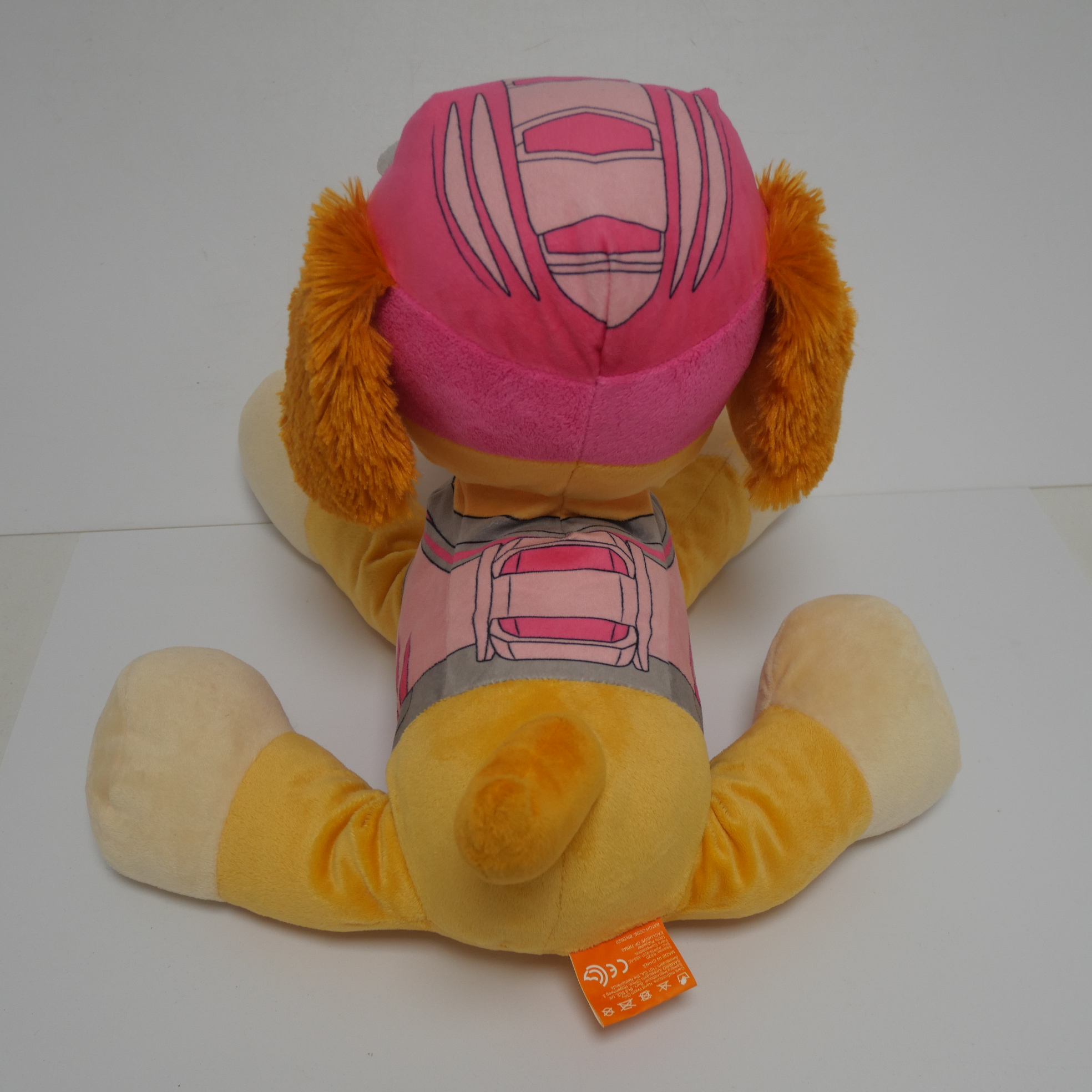 Voir photo 4 de Lot de deux peluches Stella Pat' Patrouille + Casquette offerte Lot de deux peluches Stella Pat' Patrouille + Casquette offerte reconditionné photo 4