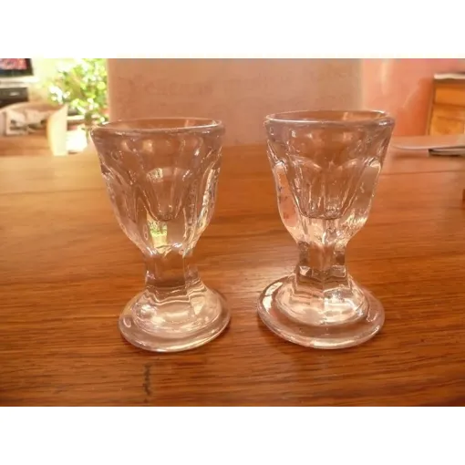 Lot De Deux Verres À Liqueur Pour Estaminet 19 Èmè Siècle. Bon état reconditionné disponible sur Rakuten