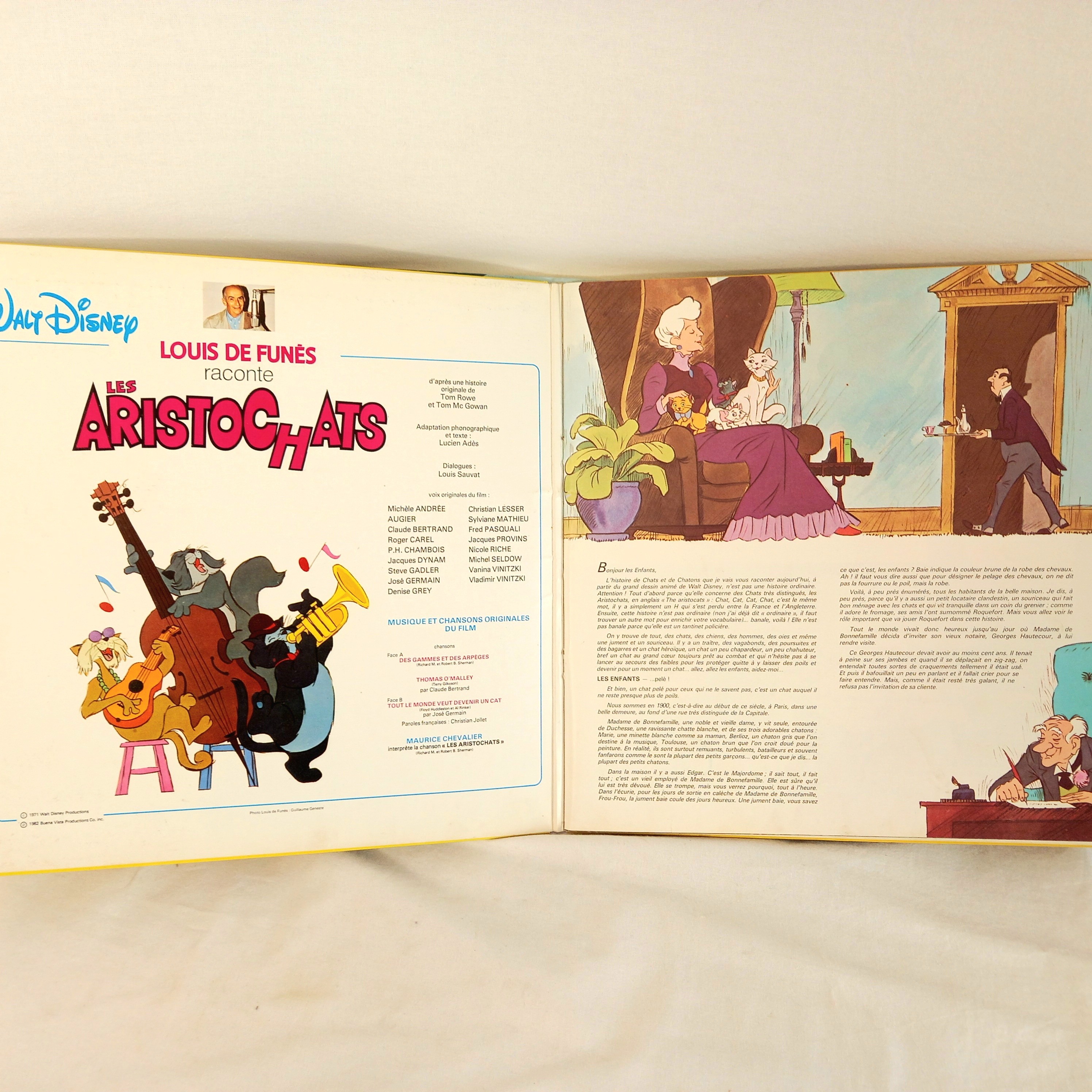 Voir photo 7 de Lot de deux vinyles Disney : "Basil" raconté par Roger Carel, 1986, et "Les aristochats" raconté par Louis de Funès, 1982 Lot de deux vinyles Disney : "Basil" raconté par Roger Carel, 1986, et "Les aristochats" raconté par Louis de Funès, 1982 Bon état reconditionné photo 7