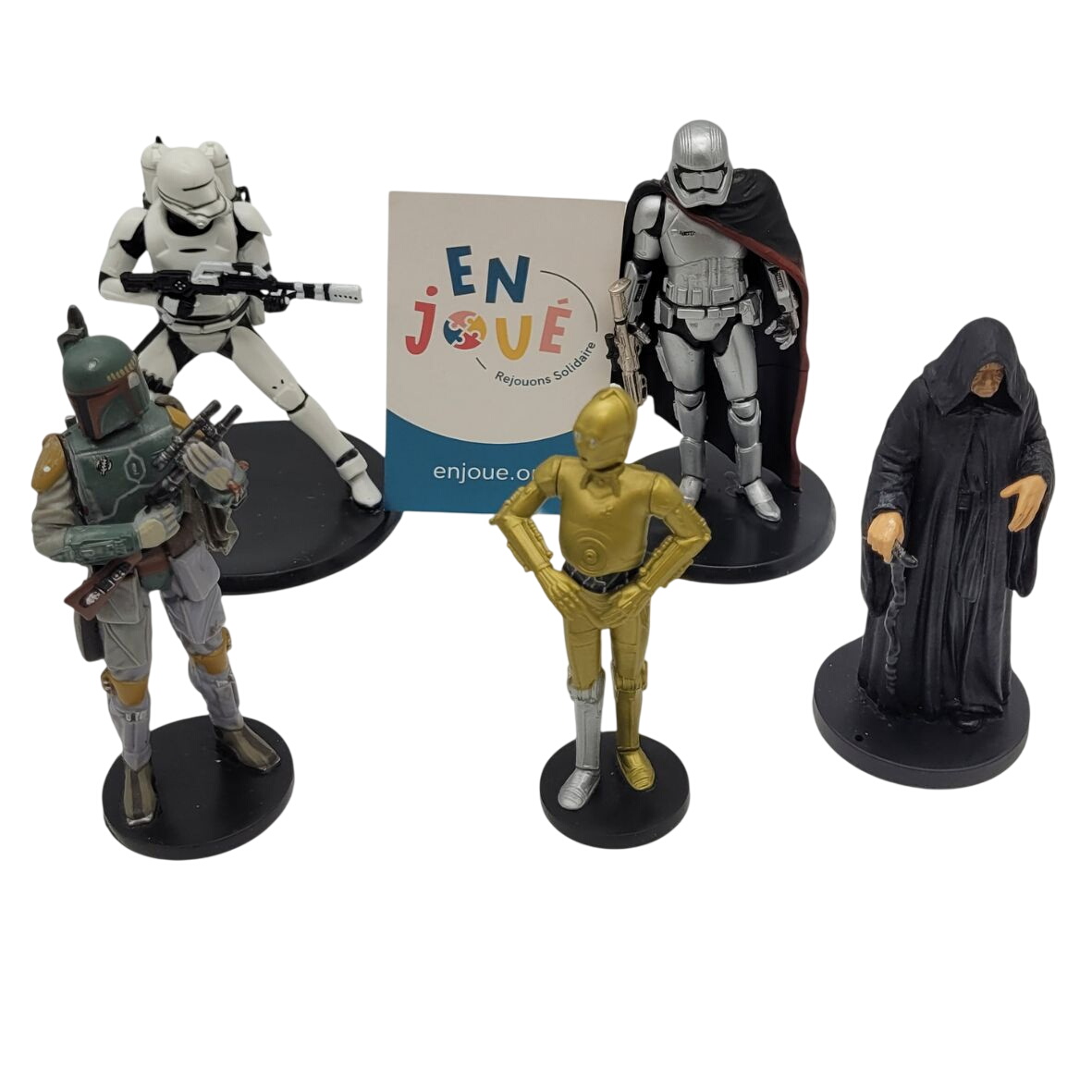 Acheter Lot de figurines - Star Wars - Disney - A partir de 8 ans. Très bon état - 16,00 € Lot de figurines - Star Wars - Disney - A partir de 8 ans. Très bon état reconditionné disponible sur Label Emmaüs