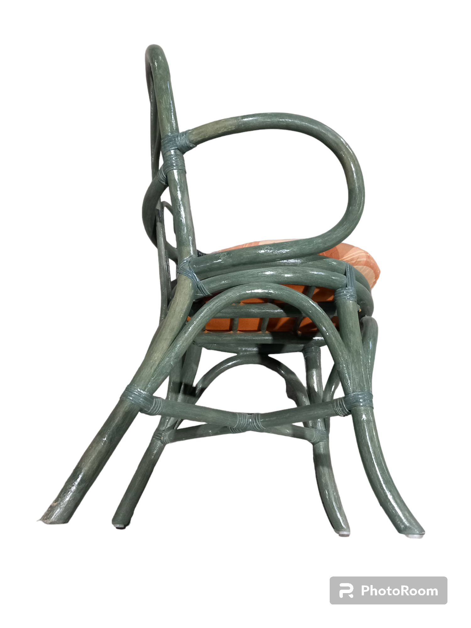 Voir photo 13 de Lot De Paire Chaise Vintage En Rotin Avec Dossier Arrondi Lot De Paire Chaise Vintage En Rotin Avec Dossier Arrondi Très bon état reconditionné photo 13