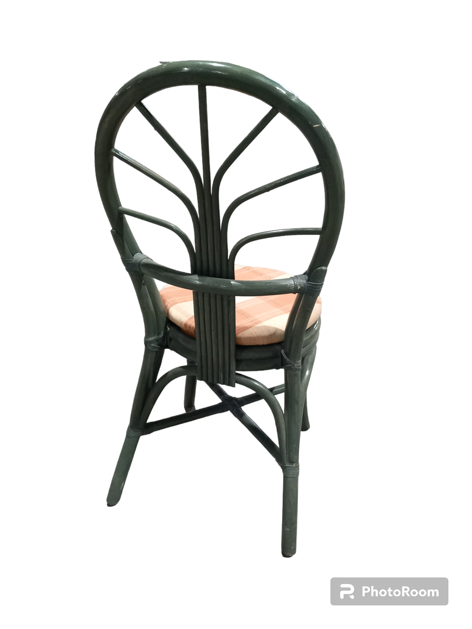 Voir photo 4 de Lot De Paire Chaise Vintage En Rotin Avec Dossier Arrondi Lot De Paire Chaise Vintage En Rotin Avec Dossier Arrondi Très bon état reconditionné photo 4