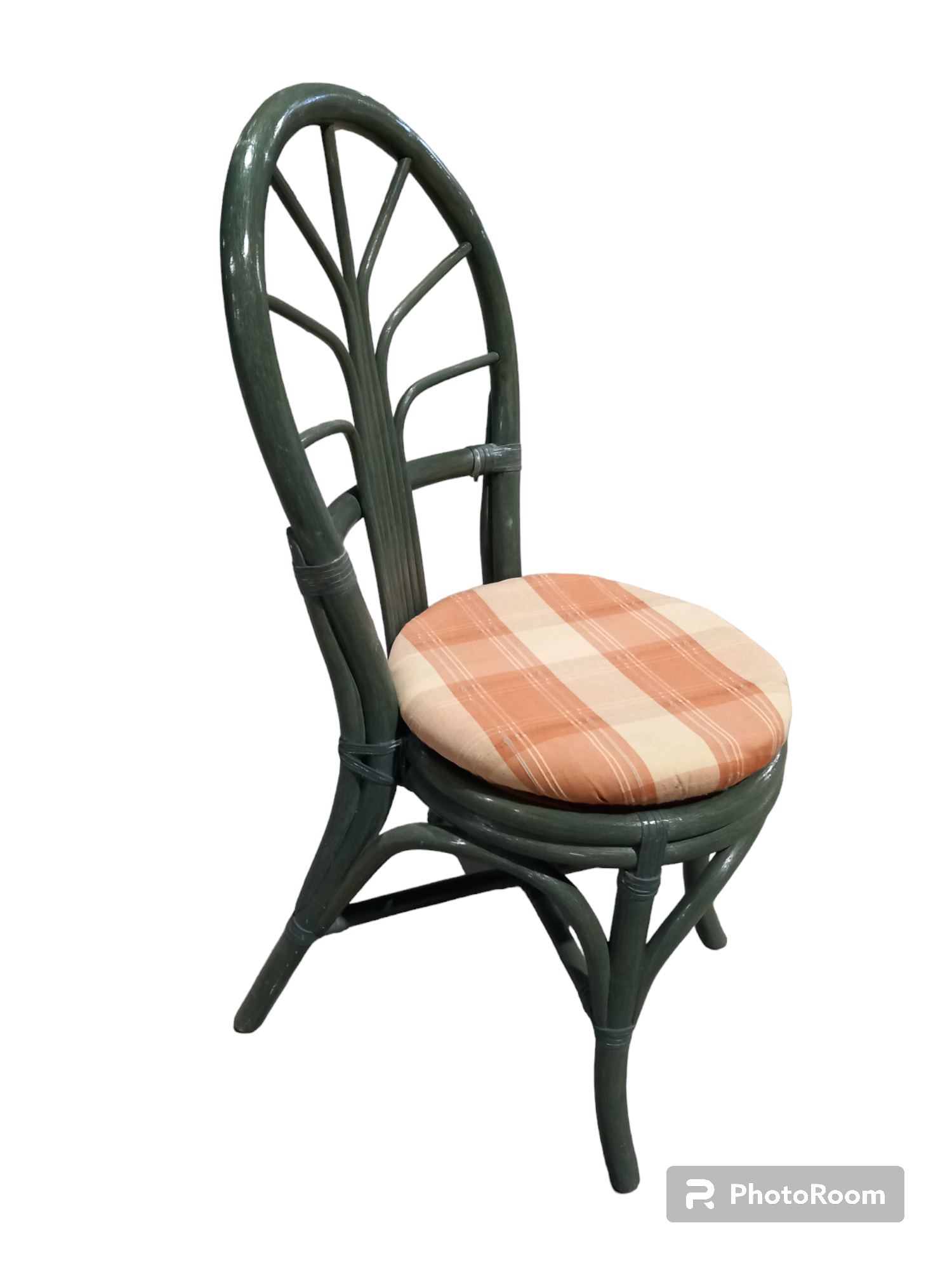Voir photo 7 de Lot De Paire Chaise Vintage En Rotin Avec Dossier Arrondi Lot De Paire Chaise Vintage En Rotin Avec Dossier Arrondi Très bon état reconditionné photo 7