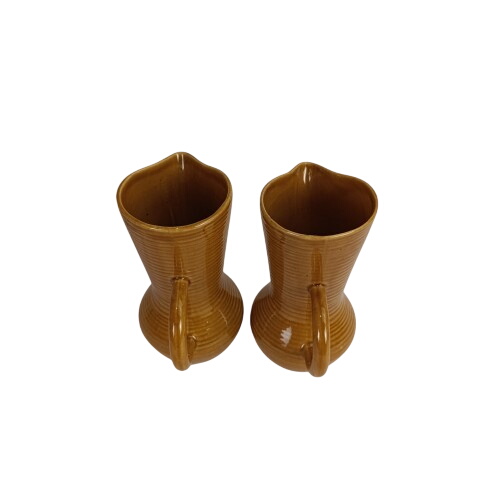 Acheter Lot de pichets en terre cuite Bon état - 17,50 € Lot de pichets en terre cuite Bon état reconditionné disponible sur Label Emmaüs