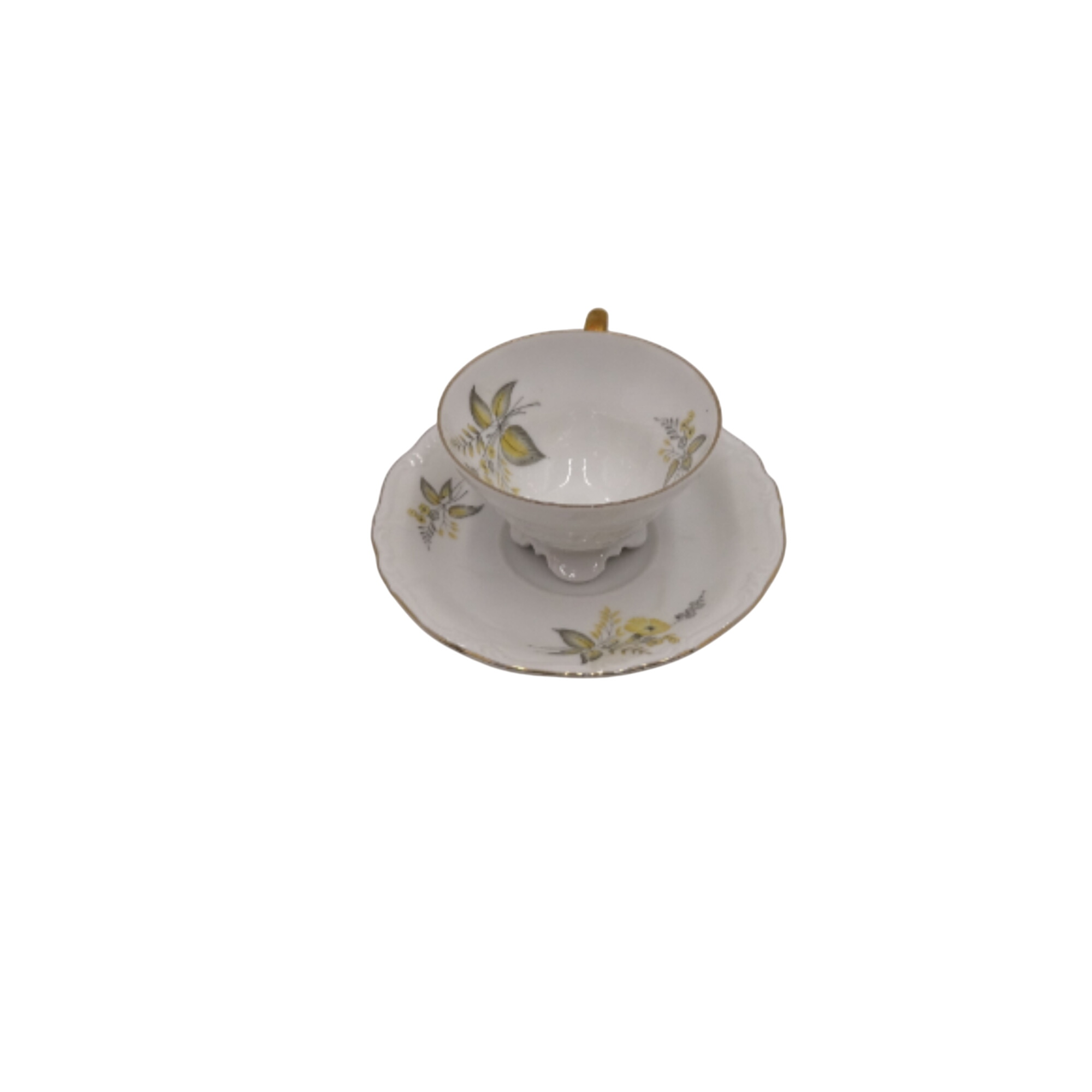 Lot de tasse et sa sous tasse . Bon état - 12,00 € Lot de tasse et sa sous tasse . Bon état reconditionné disponible sur Label Emmaüs