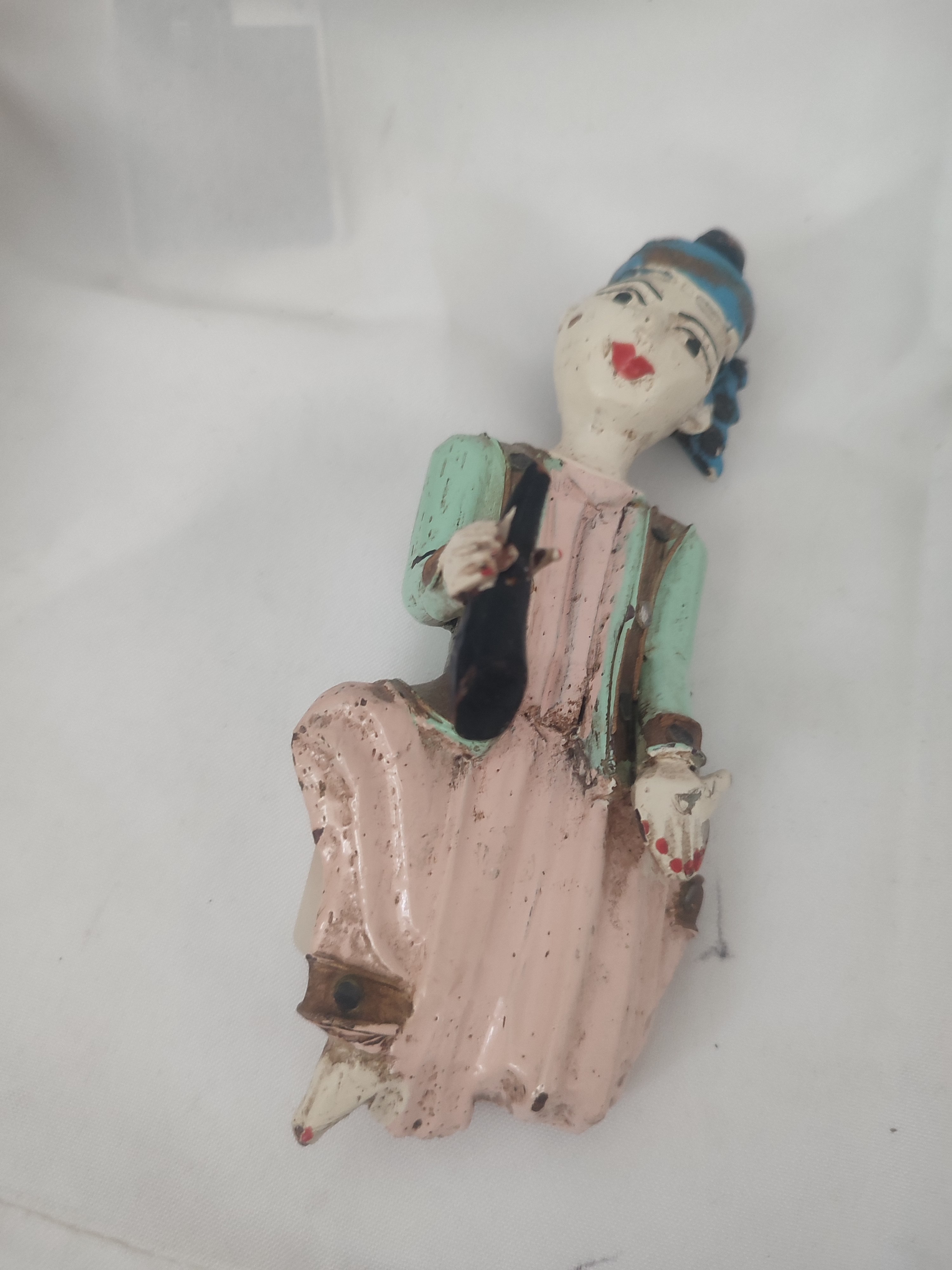 Voir photo 2 de Lot De Trois figurines En Bois Anciennes en Bon état Lot De Trois figurines En Bois Anciennes en Bon état Très bon état reconditionné photo 2