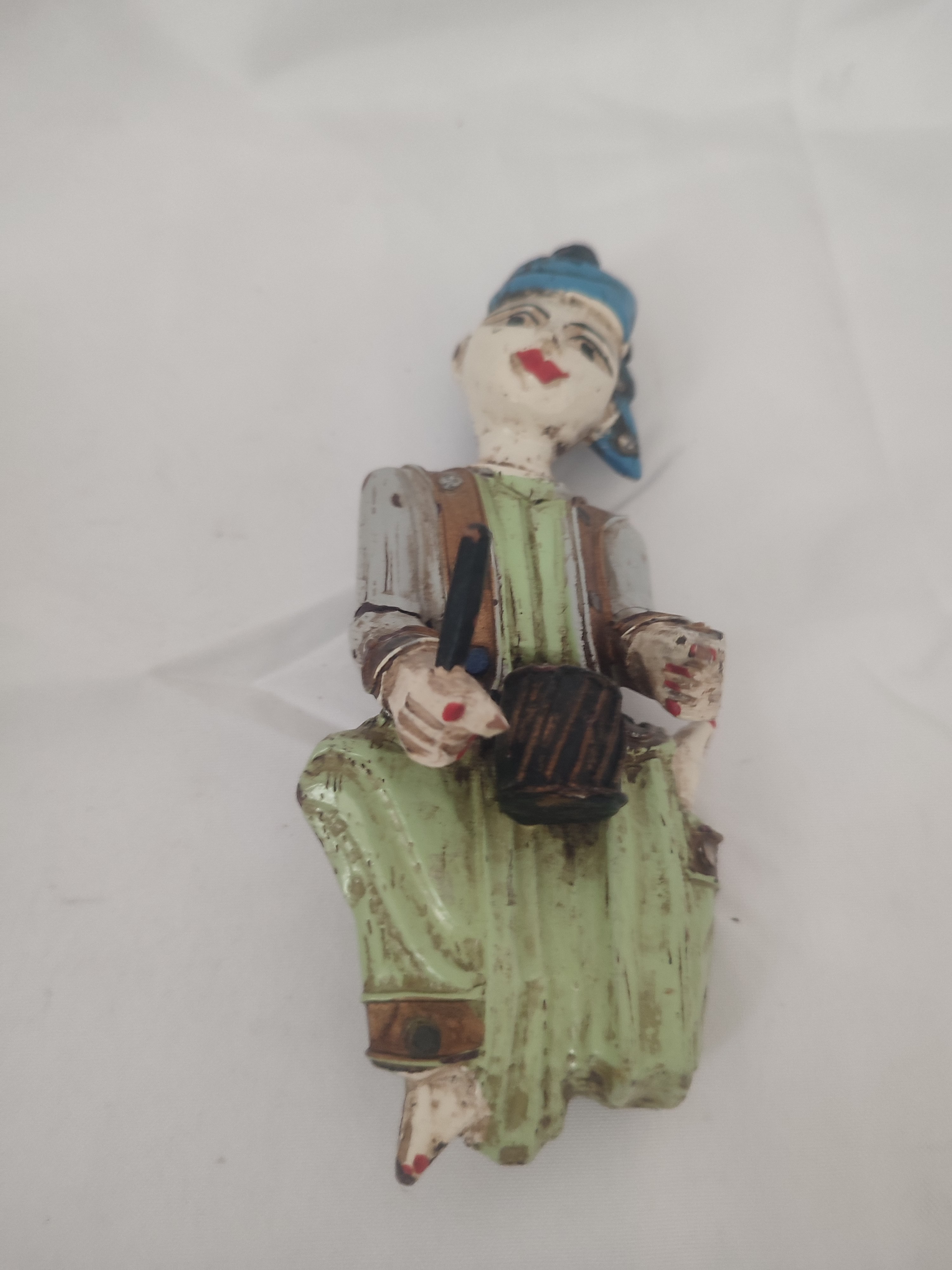 Voir photo 4 de Lot De Trois figurines En Bois Anciennes en Bon état Lot De Trois figurines En Bois Anciennes en Bon état Très bon état reconditionné photo 4