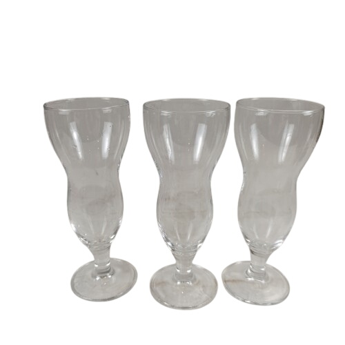 Lot de verres à bières Bon état - alternatives disponibles sur Dero Lot de verres à bières Bon état reconditionné (offre indisponible)