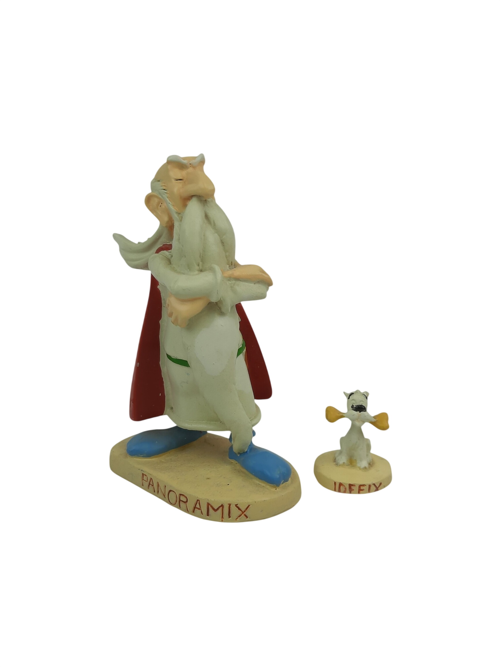 Lot Panoramix et Idefix authentique Bon état - 16,00 € Lot Panoramix et Idefix authentique Bon état reconditionné disponible sur Label Emmaüs