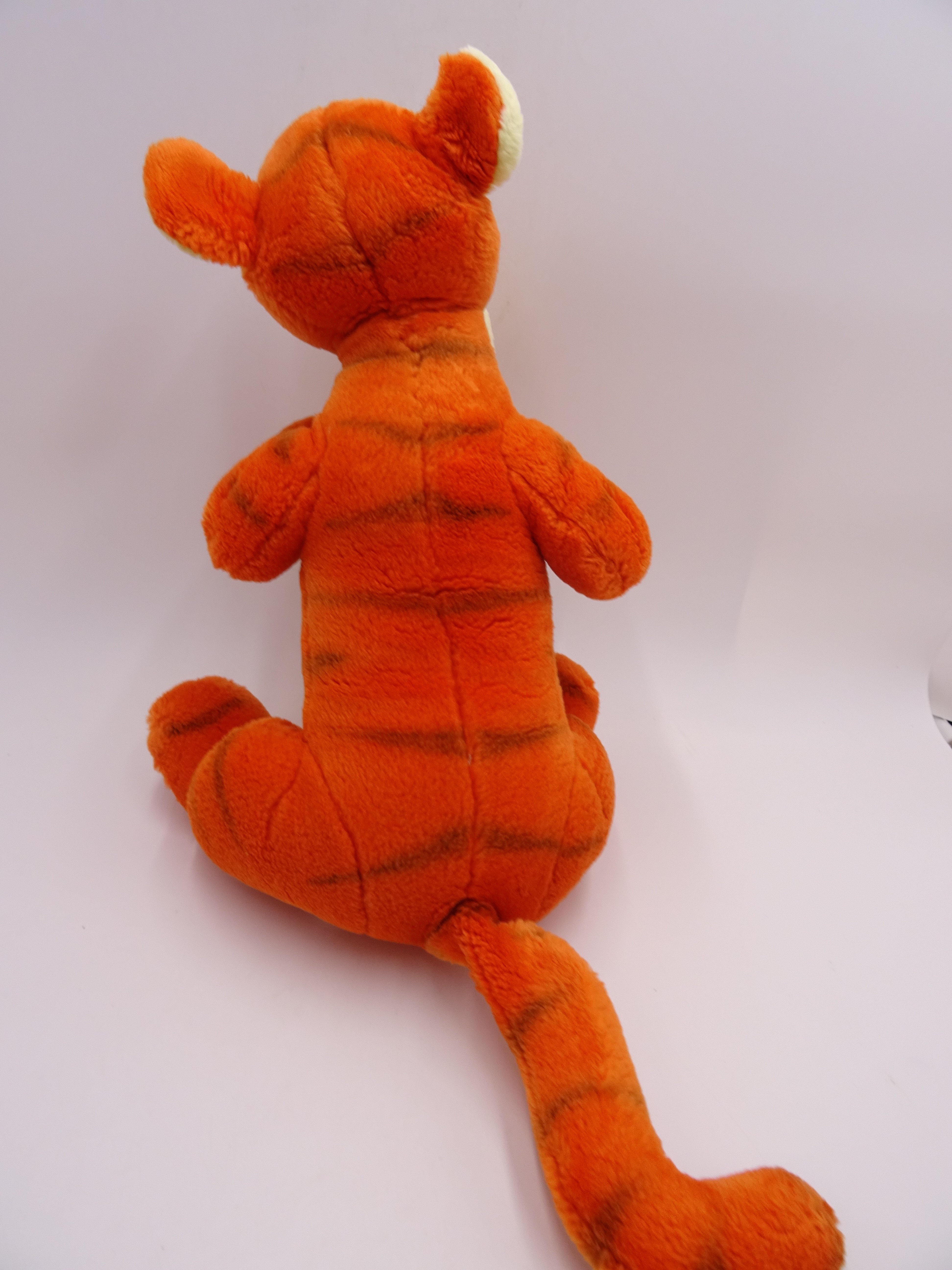 Voir photo 3 de Lot peluches Disney (Winnie, Bourriquet, Tigrou et Porcinet) Lot peluches Disney (Winnie, Bourriquet, Tigrou et Porcinet) État correct reconditionné photo 3