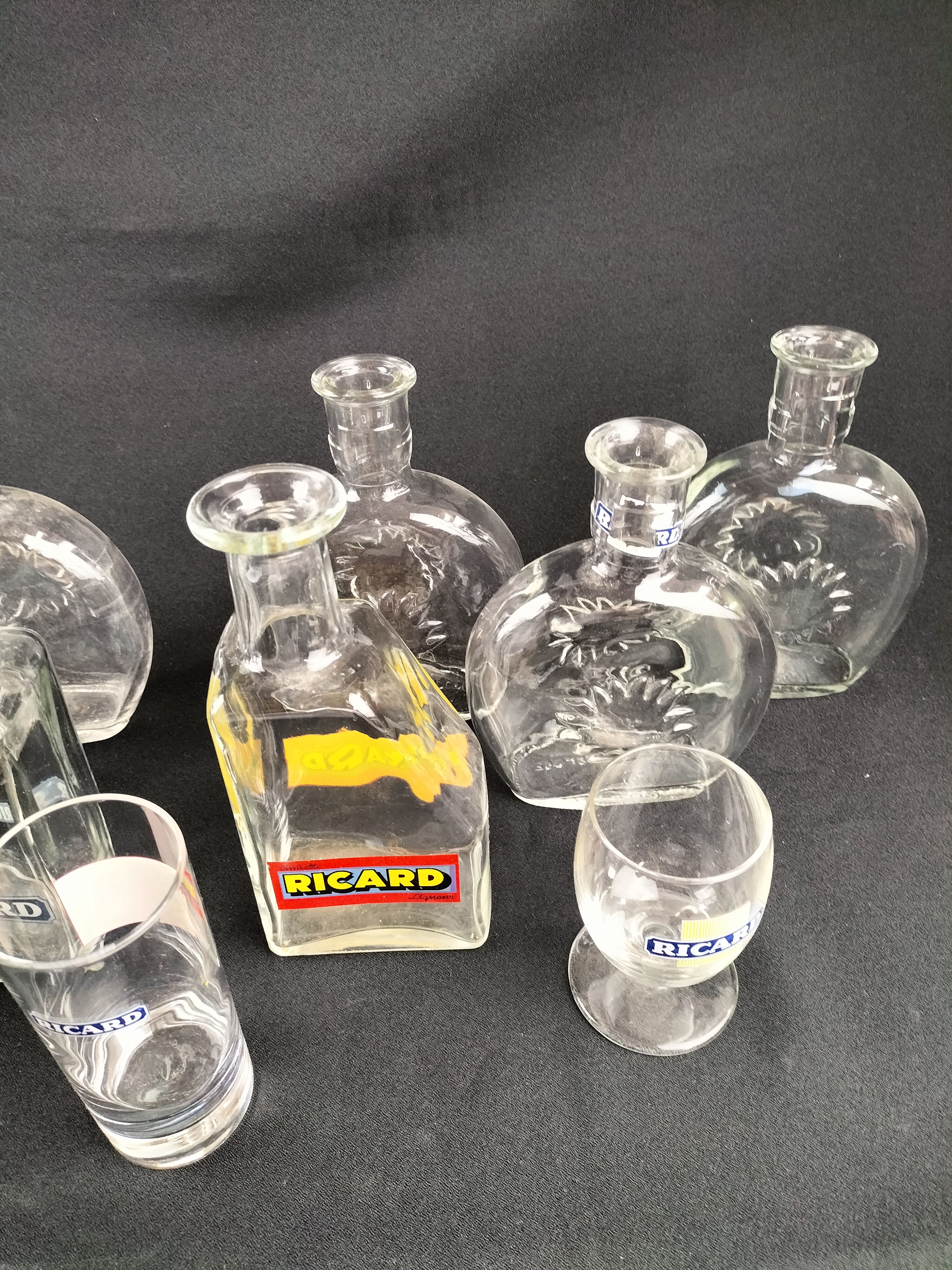 Voir photo 18 de 🔥 Lot Ricard Vintage Complet : 8 Carafes + 3 Verres + 4 Gobelets Offerts 🔥 🔥 Lot Ricard Vintage Complet : 8 Carafes + 3 Verres + 4 Gobelets Offerts 🔥 État correct reconditionné photo 18