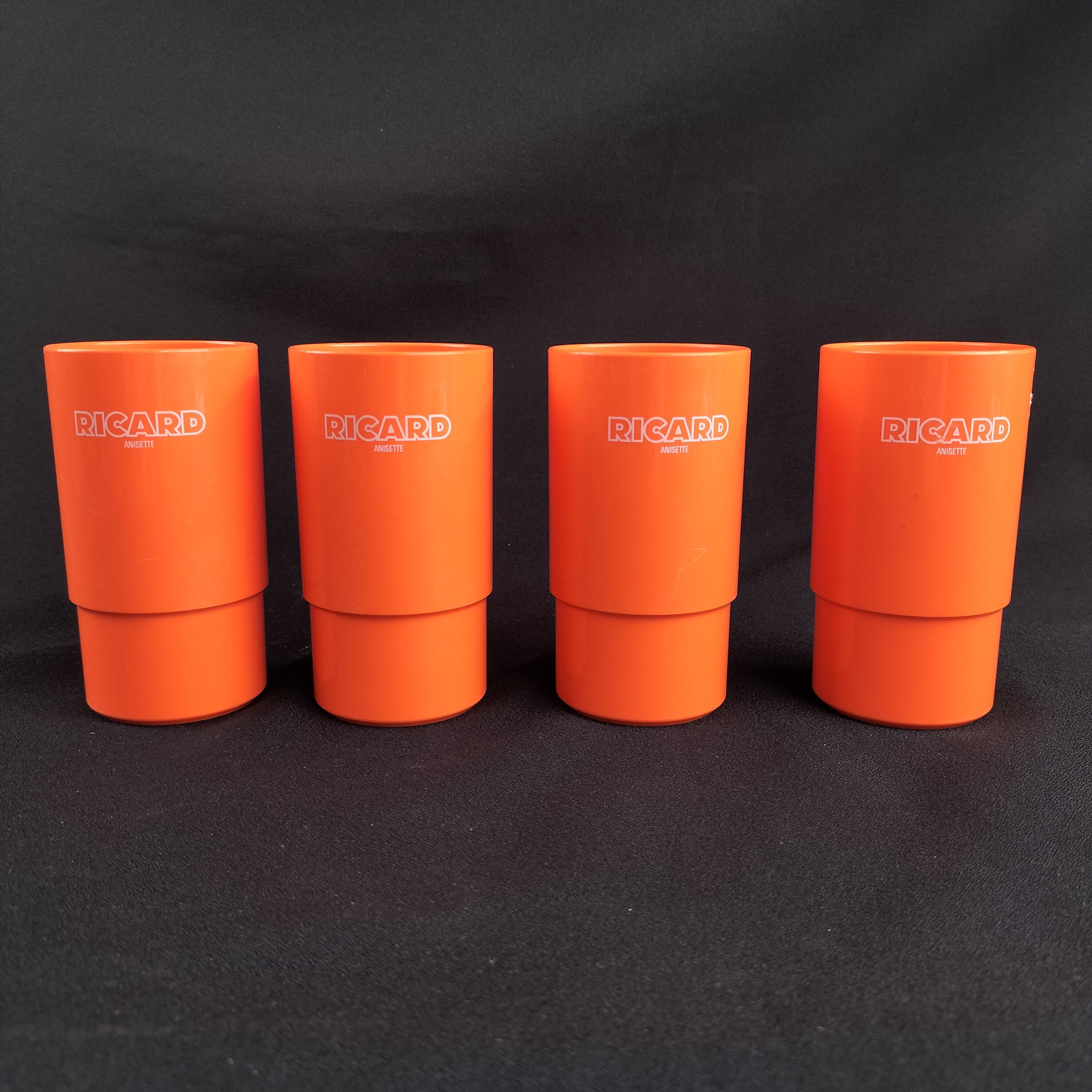 Voir photo 23 de 🔥 Lot Ricard Vintage Complet : 8 Carafes + 3 Verres + 4 Gobelets Offerts 🔥 🔥 Lot Ricard Vintage Complet : 8 Carafes + 3 Verres + 4 Gobelets Offerts 🔥 État correct reconditionné photo 23