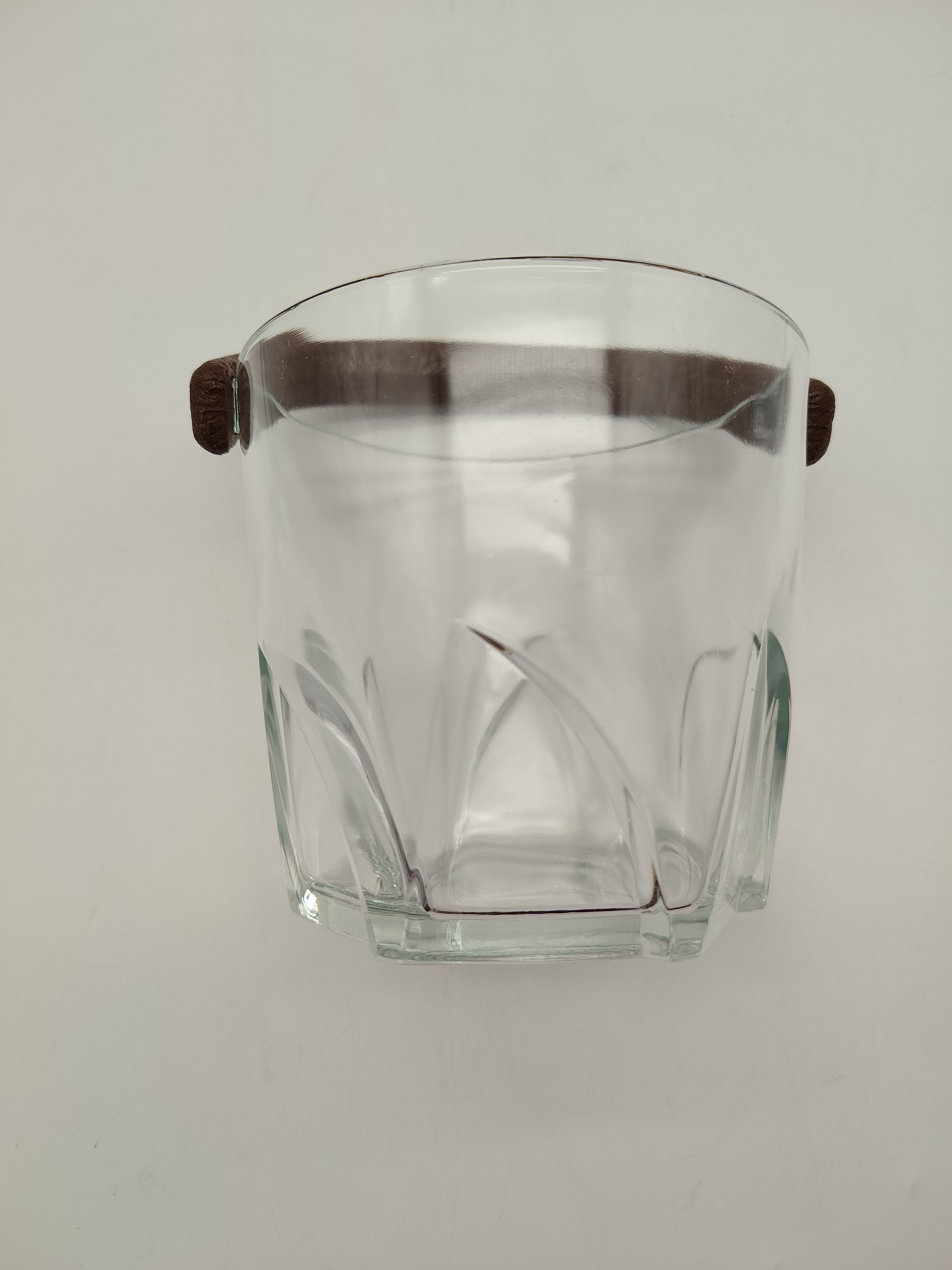 Voir photo 17 de Lot "Service à apéritif" en verre cristallin style baroque Lot "Service à apéritif" en verre cristallin style baroque Très bon état reconditionné photo 17