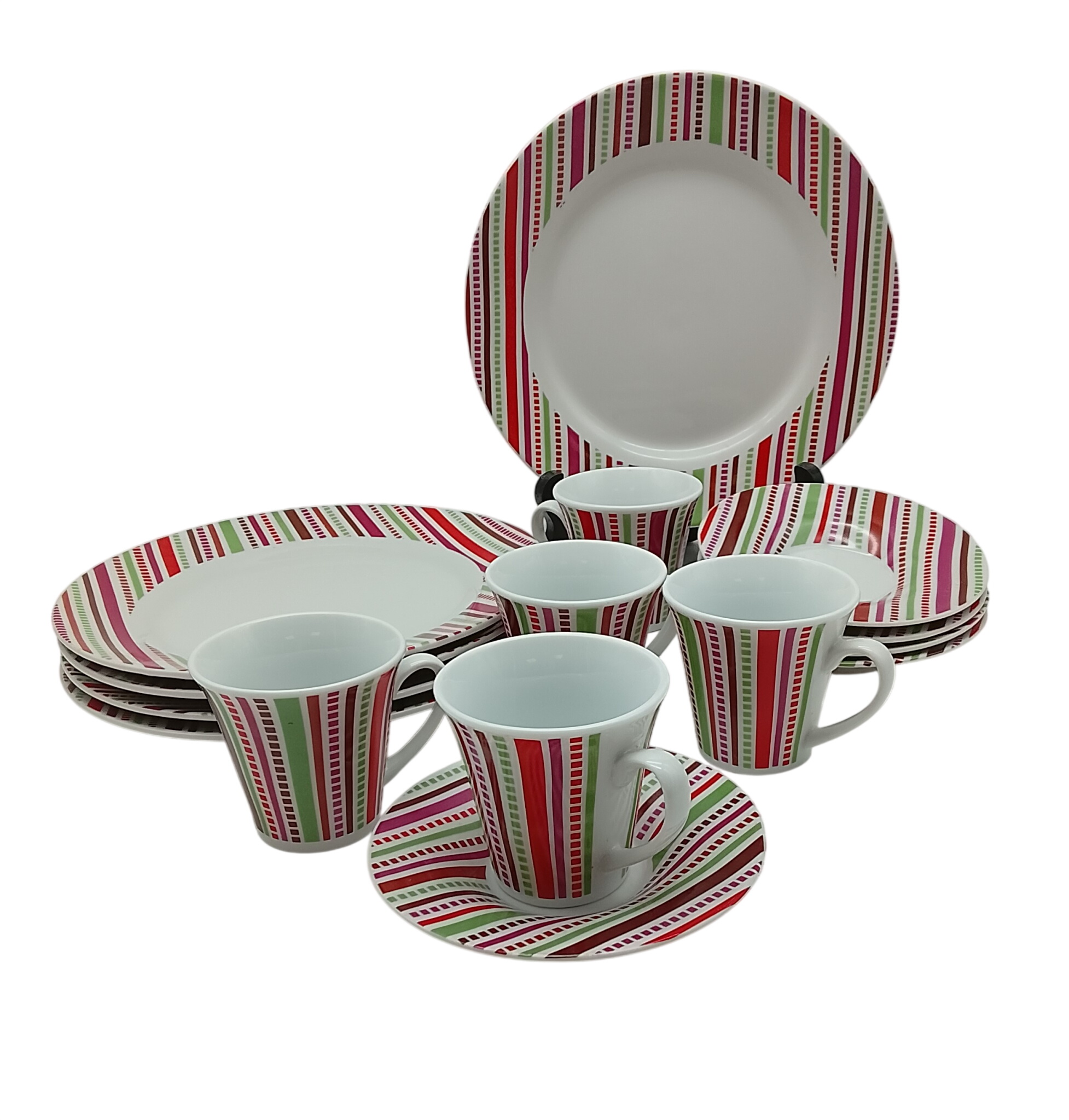 Acheter Lot service à café/thé et assiettes à dessert "Multicolore" - 11,75 € Lot service à café/thé et assiettes à dessert "Multicolore" reconditionné disponible sur Label Emmaüs