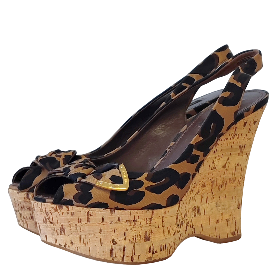 ❤ LOUIS VUITTON - Sandales compensées léopard - 40 - Femme Très bon état - 399,00 € ❤ LOUIS VUITTON - Sandales compensées léopard - 40 - Femme Très bon état reconditionné disponible sur Label Emmaüs