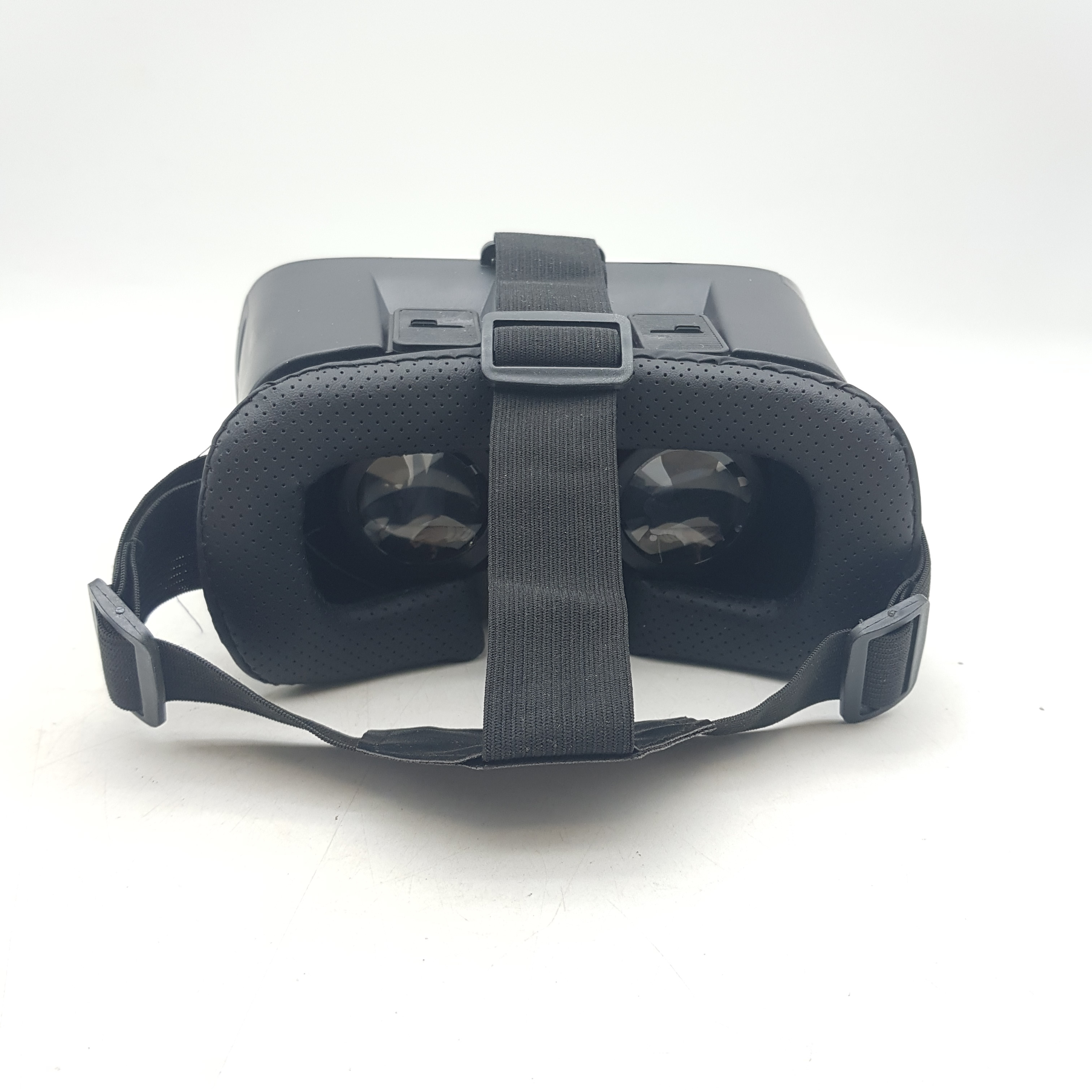 Voir photo 3 de Lunette de réalité virtuelle -VR BOX Lunette de réalité virtuelle -VR BOX Très bon état reconditionné photo 3