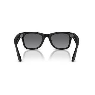 Voir photo 2 de Lunettes 3D Ray-Ban | Meta Wayfarer Gen 2 | Dero Lunettes 3D Ray-Ban | Meta Wayfarer Gen 2 Reconditionné Ray-Ban reconditionné photo 2 | Dero