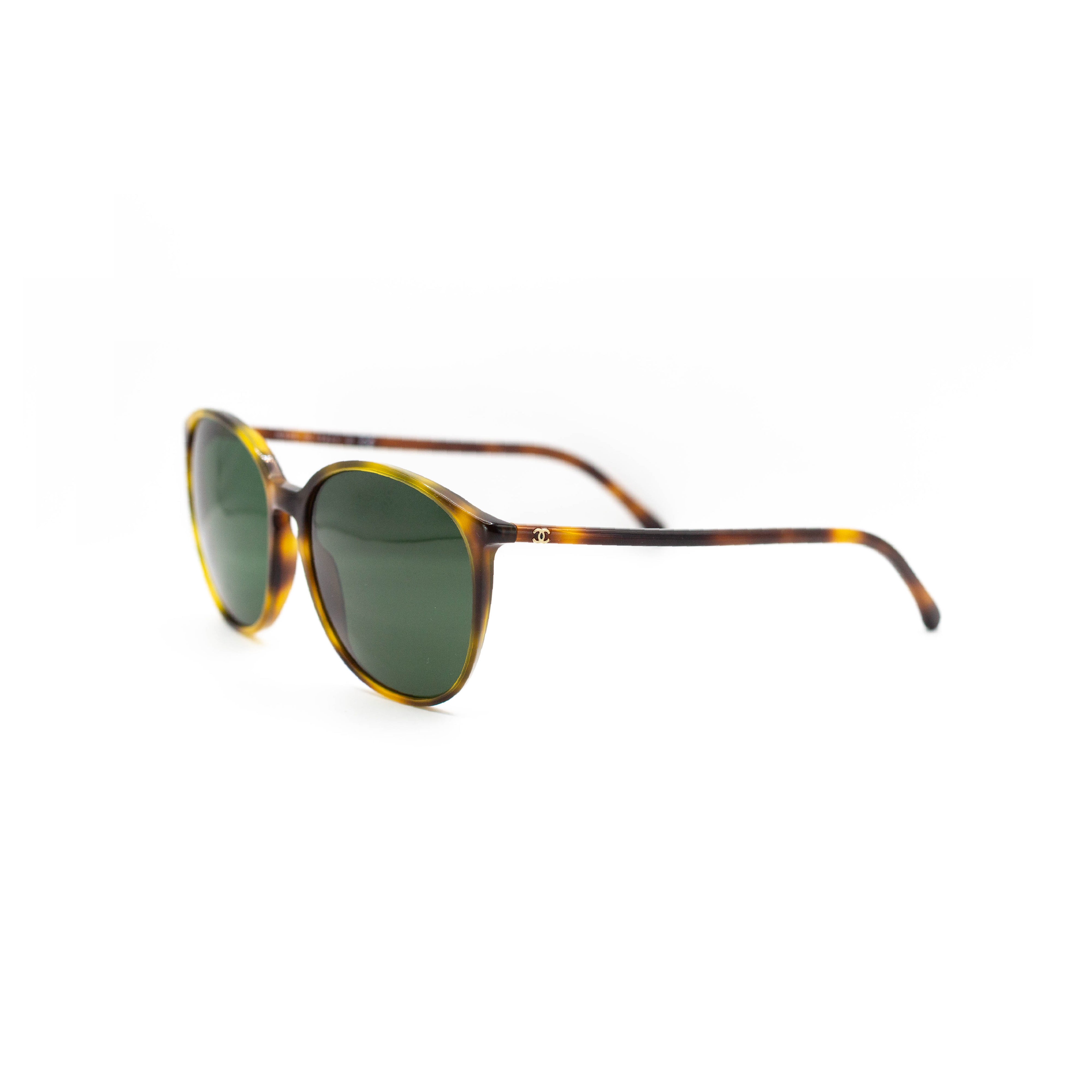 Lunettes Chanel - RAP5559AA Reconditionné - 180,00 € Lunettes Chanel - RAP5559AA Reconditionné reconditionné disponible sur Oculus Reparo