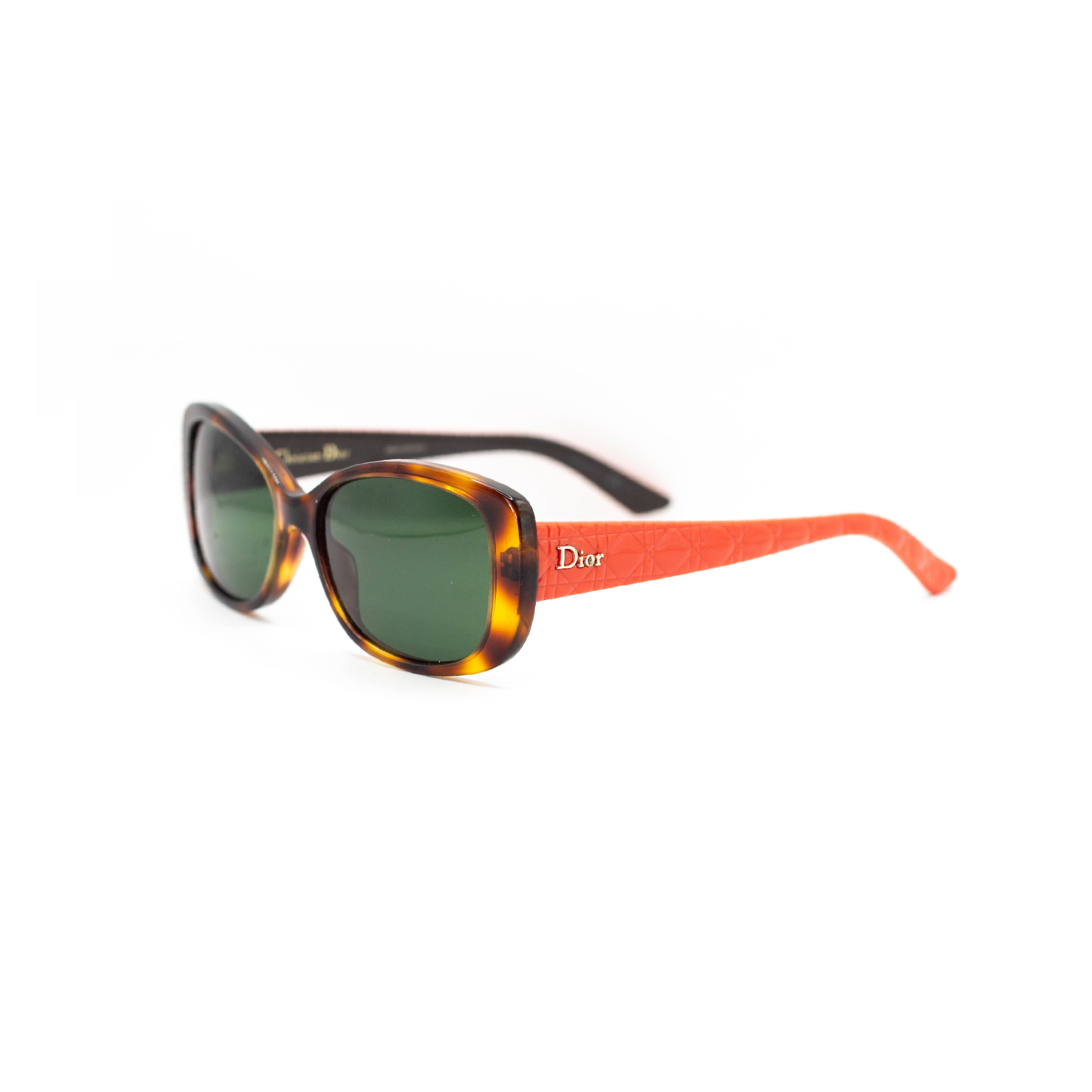 Lunettes Christian Dior - Lady In Dior 2 - 98QHA Reconditionné - 200,00 € Lunettes Christian Dior - Lady In Dior 2 - 98QHA Reconditionné reconditionné disponible sur Oculus Reparo