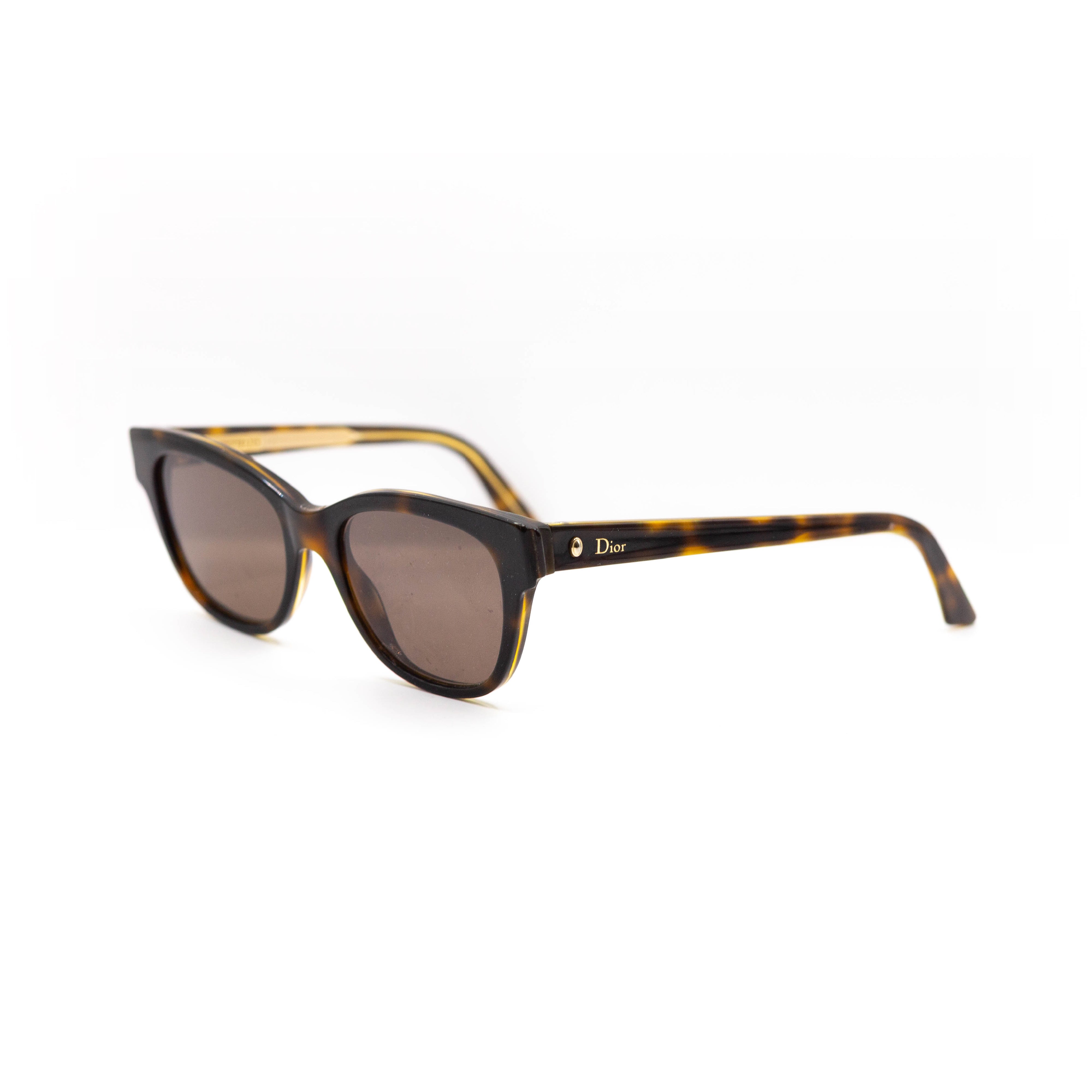 Lunettes Christian Dior - N°6 Reconditionné - 160,00 € Lunettes Christian Dior - N°6 Reconditionné reconditionné disponible sur Oculus Reparo