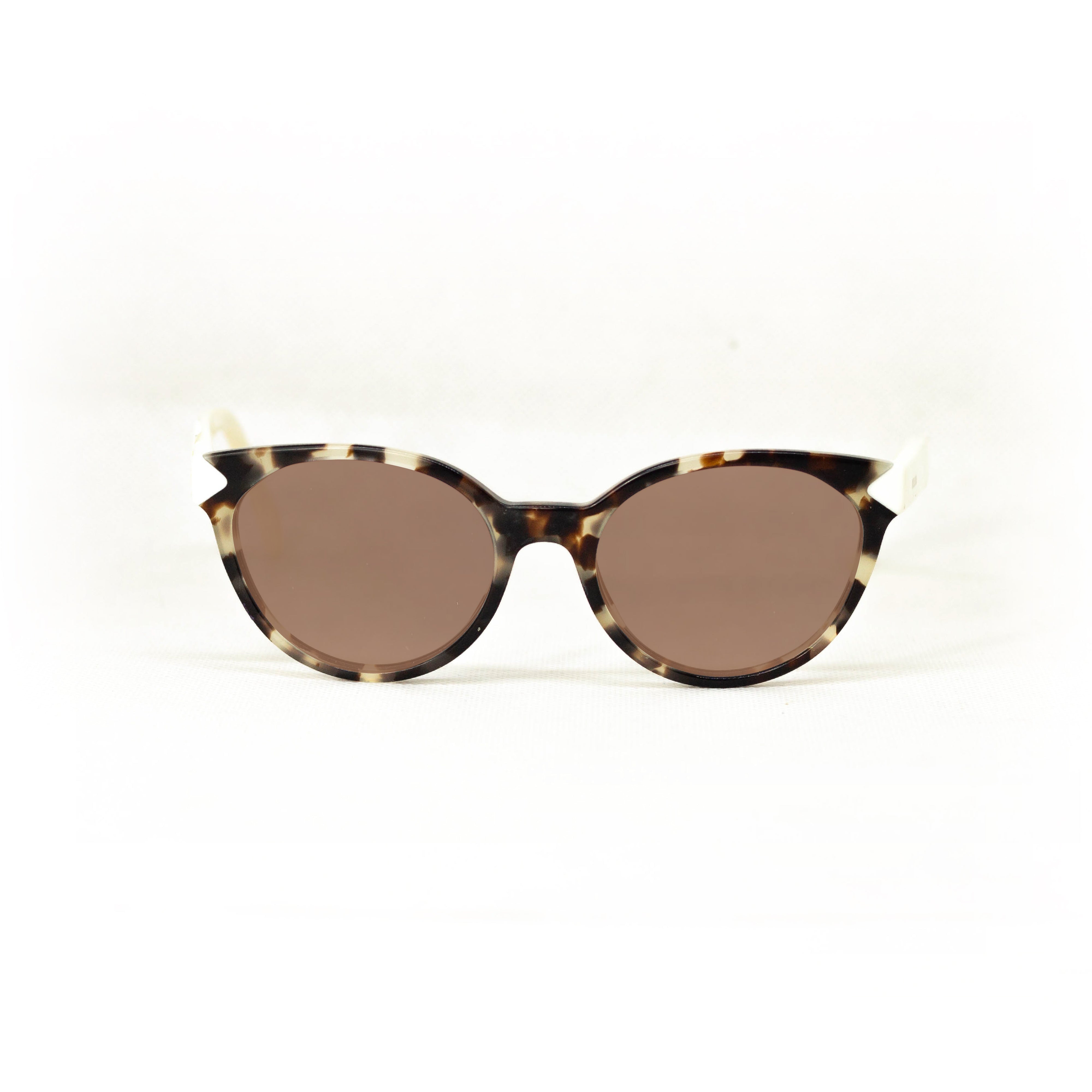 Lunettes Prada - VPR01T Reconditionné - 100,00 € Lunettes Prada - VPR01T Reconditionné reconditionné disponible sur Oculus Reparo