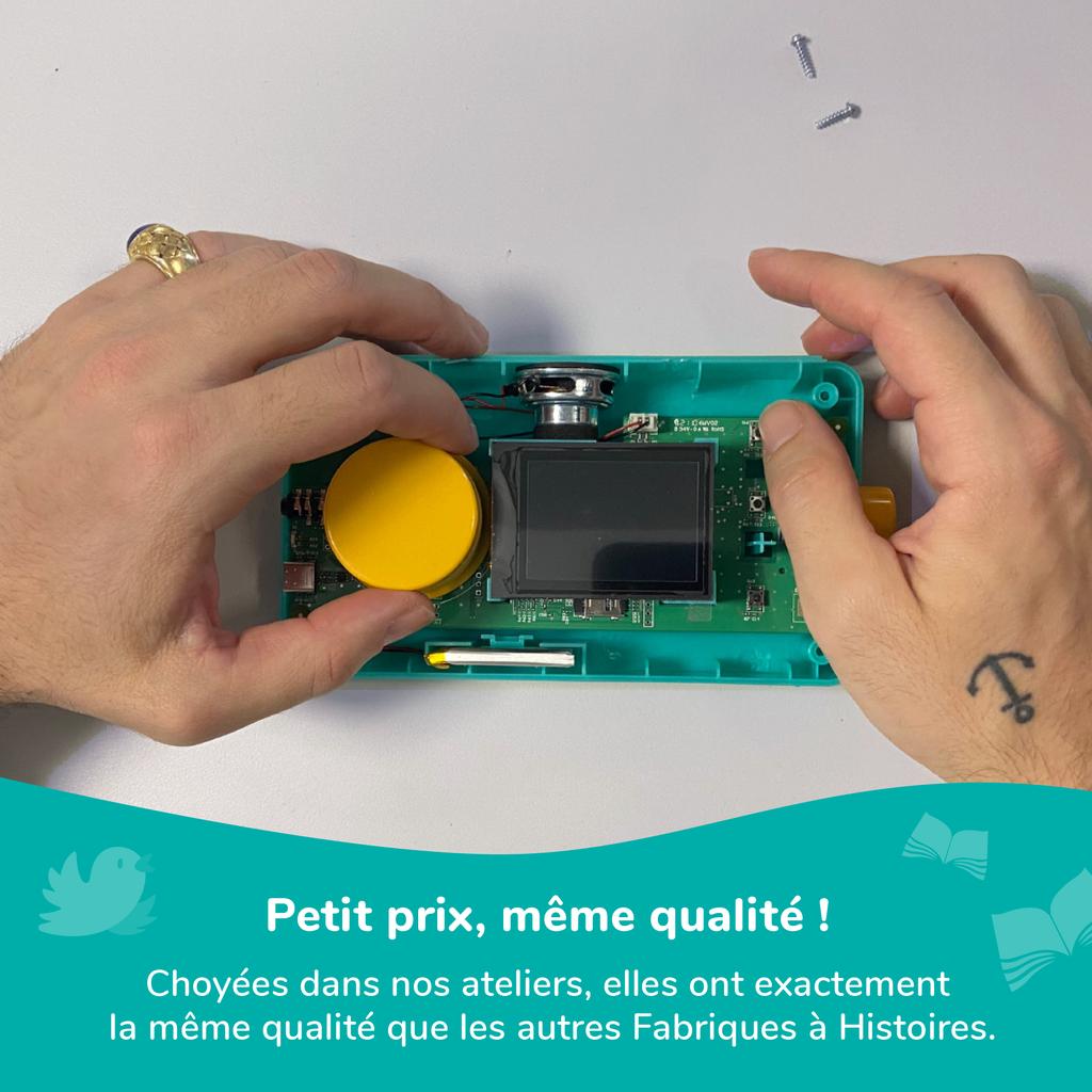 Voir photo 4 de Lunii Ma Fabrique à Histoires Reconditionnée - Conteuse pour enfant & livre audio - Français Vert | Dero Lunii Ma Fabrique à Histoires Reconditionnée - Conteuse pour enfant & livre audio - Français Vert Reconditionné Lunii reconditionné photo 4 | Dero