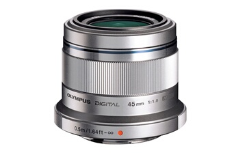 M.ZUIKO Digital 45mm f/1,8 Silver Très bon état - 245,00 € M.ZUIKO Digital 45mm f/1,8 Silver Très bon état Olympus reconditionné disponible sur Darty