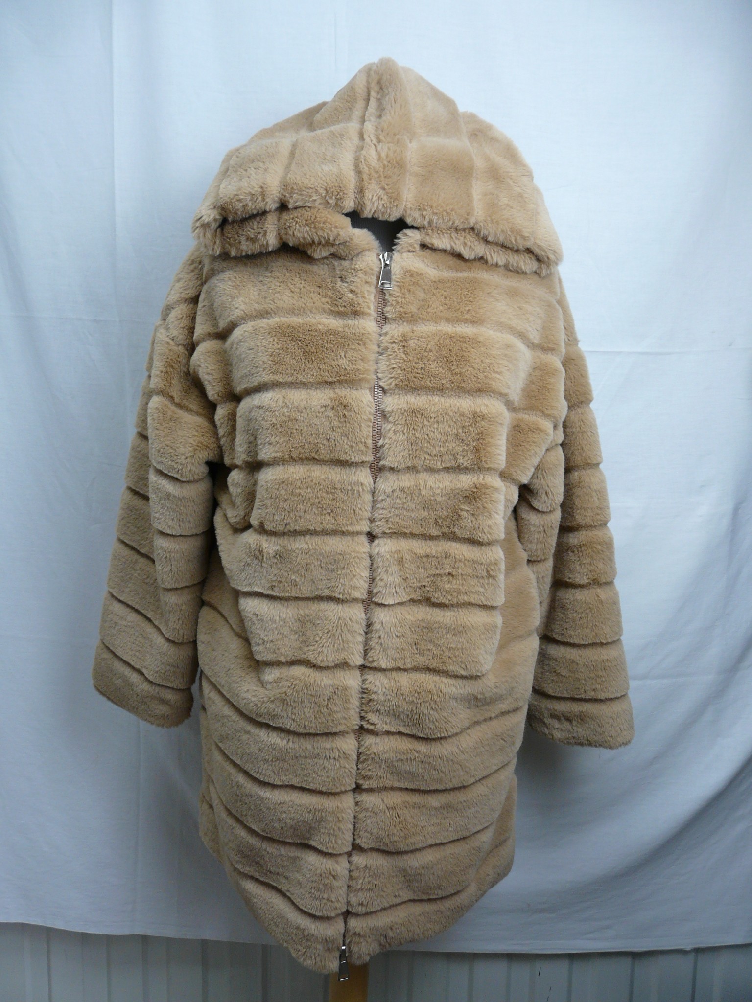 Voir photo 6 de M154 - Veste polaire - 3 DESY - Taille M M154 - Veste polaire - 3 DESY - Taille M Très bon état reconditionné photo 6