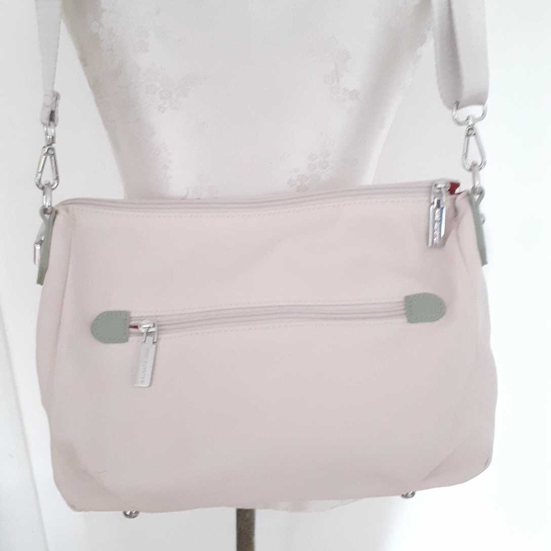 Voir photo 2 de Mac Alyster - Sac en toile beige Mac Alyster - Sac en toile beige Très bon état reconditionné photo 2