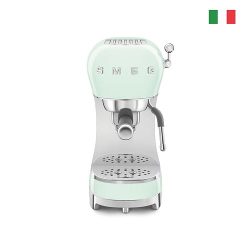 Machine à expresso Smeg ECF02PGEU Vert d'eau État correct - 279,90 € Machine à expresso Smeg ECF02PGEU Vert d'eau État correct Smeg reconditionné disponible sur Fnac