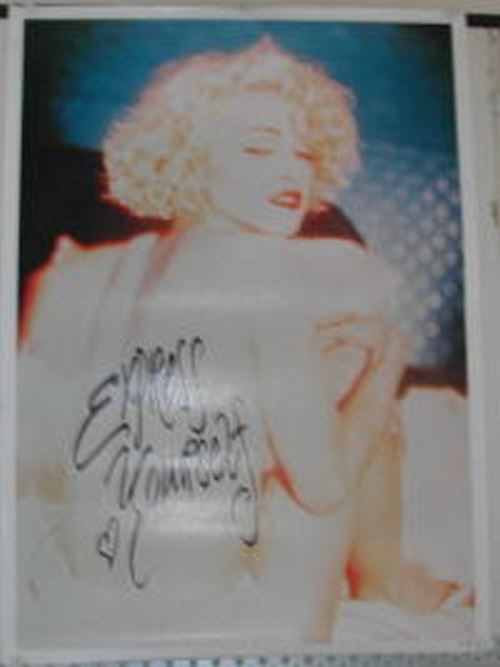 Madonna - 64x86 cm - AFFICHE / POSTER État correct N/A reconditionné disponible sur Fnac