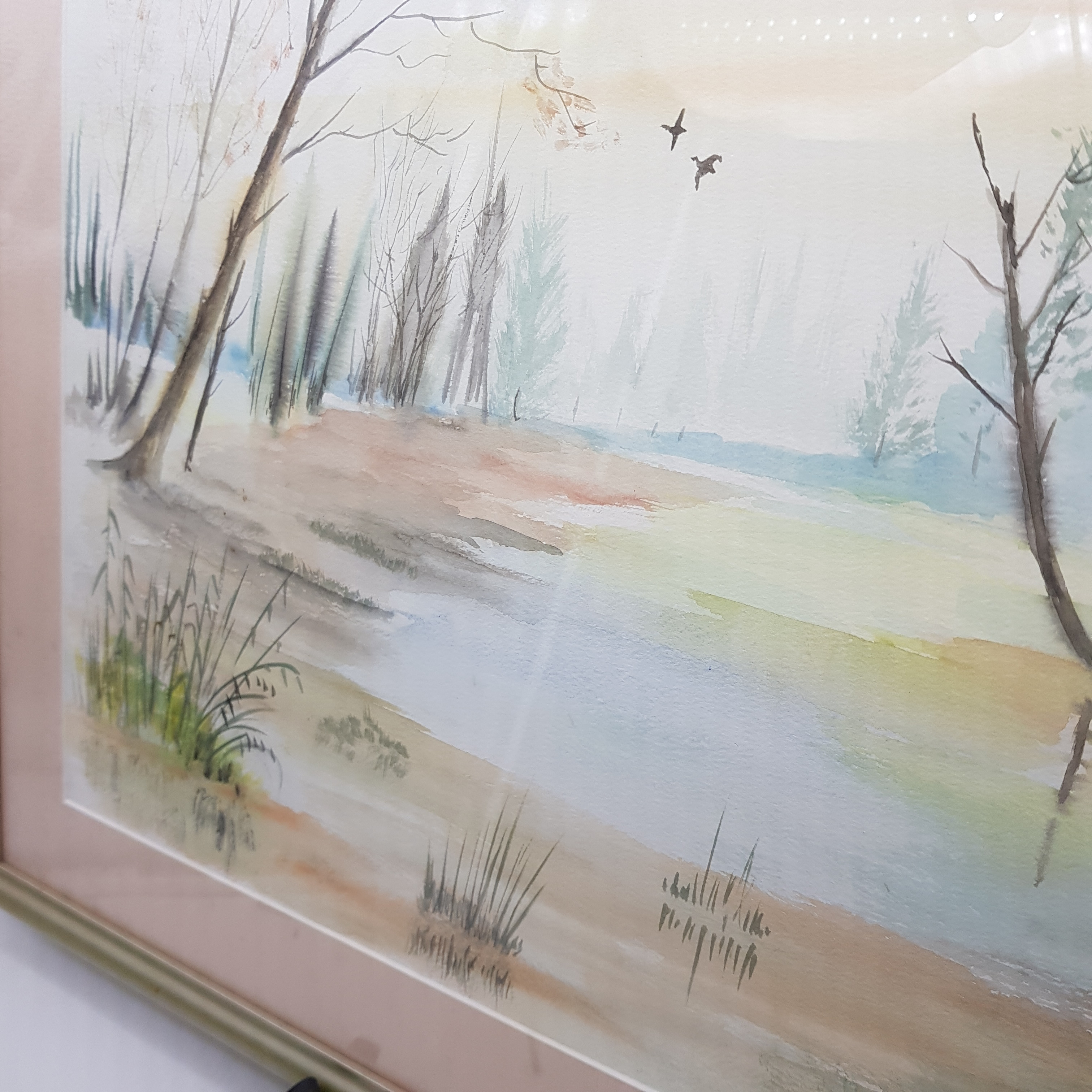 Voir photo 3 de Magnifique aquarelle d'un paisible paysage signé "Mareno 95"- Encadrement aux couleurs pastels Magnifique aquarelle d'un paisible paysage signé "Mareno 95"- Encadrement aux couleurs pastels Très bon état reconditionné photo 3