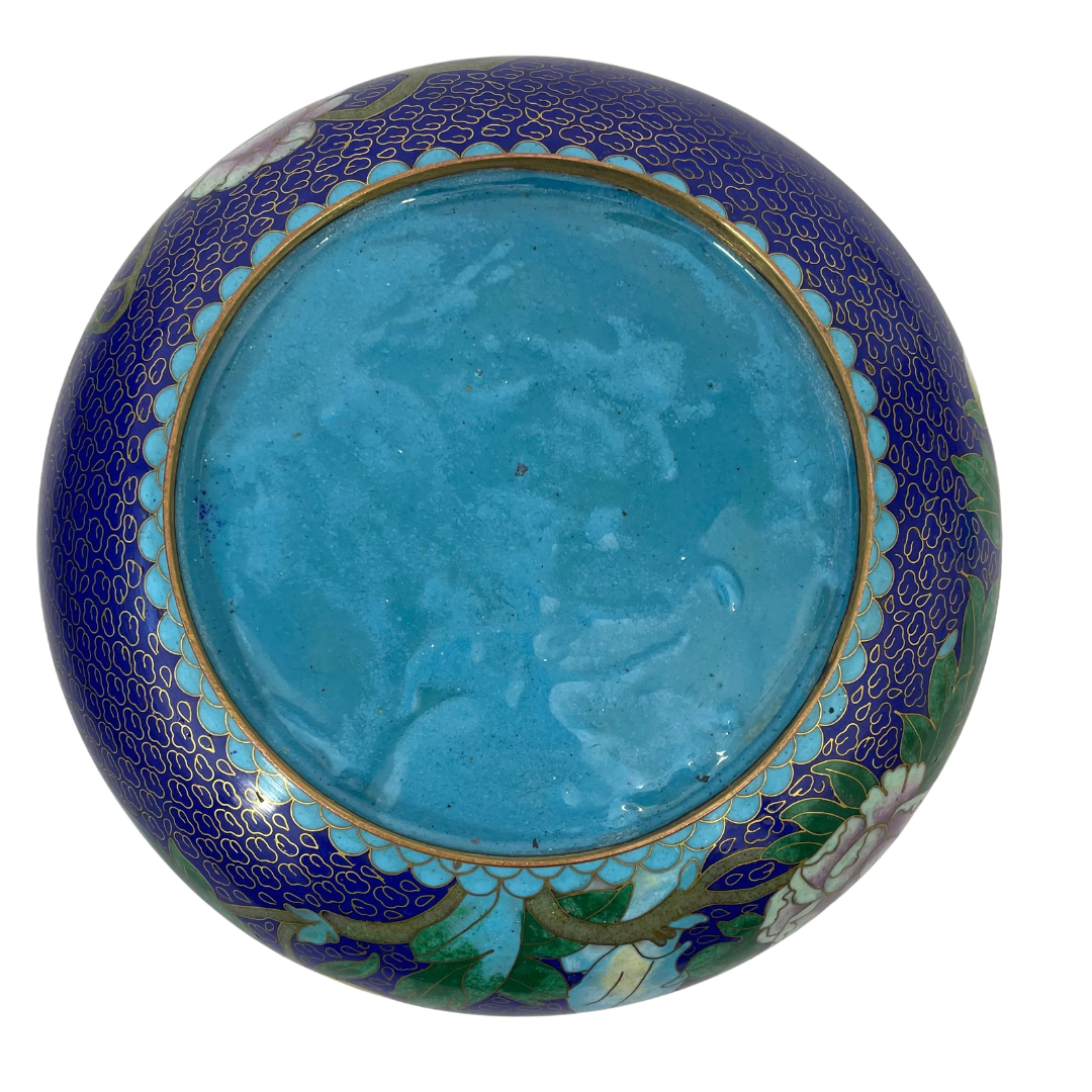 Voir photo 3 de Magnifique Bol en Émail Cloisonné – Décor Pivoines et Papillons Magnifique Bol en Émail Cloisonné – Décor Pivoines et Papillons Très bon état reconditionné photo 3