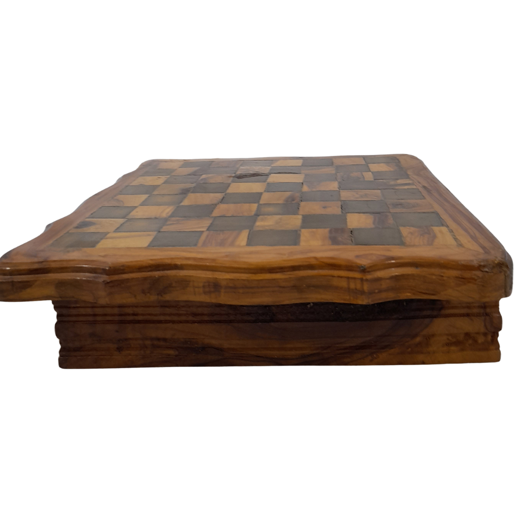 Voir photo 8 de Magnifique Coffret de Jeux 4-en-1 en Bois d'Olivier Artisanal – Échecs, Dames, Solitaire & Dominos Magnifique Coffret de Jeux 4-en-1 en Bois d'Olivier Artisanal – Échecs, Dames, Solitaire & Dominos Très bon état reconditionné photo 8