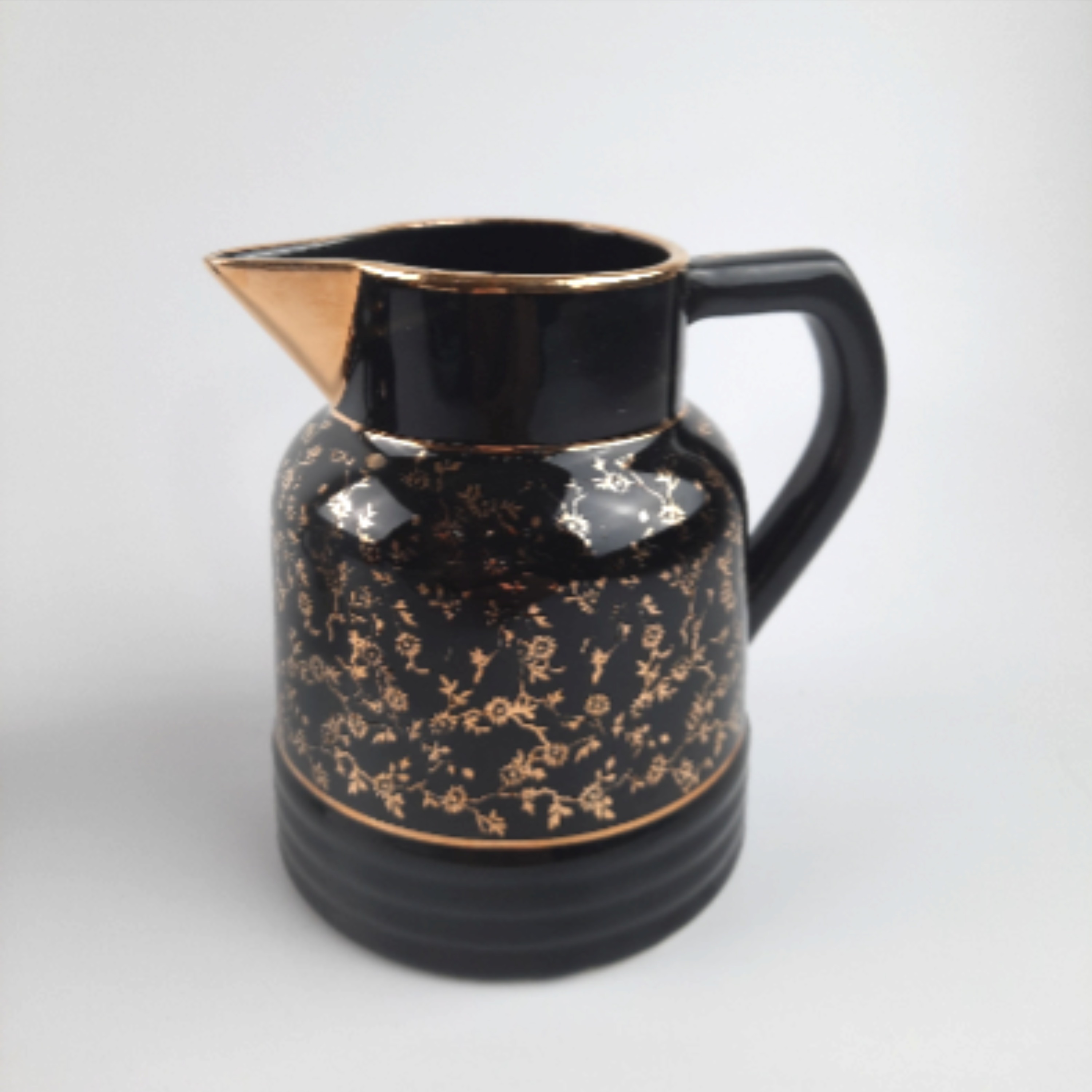 Voir photo 4 de Magnifique ensemble porcelaine théière cafetière Magnifique ensemble porcelaine théière cafetière Bon état reconditionné photo 4