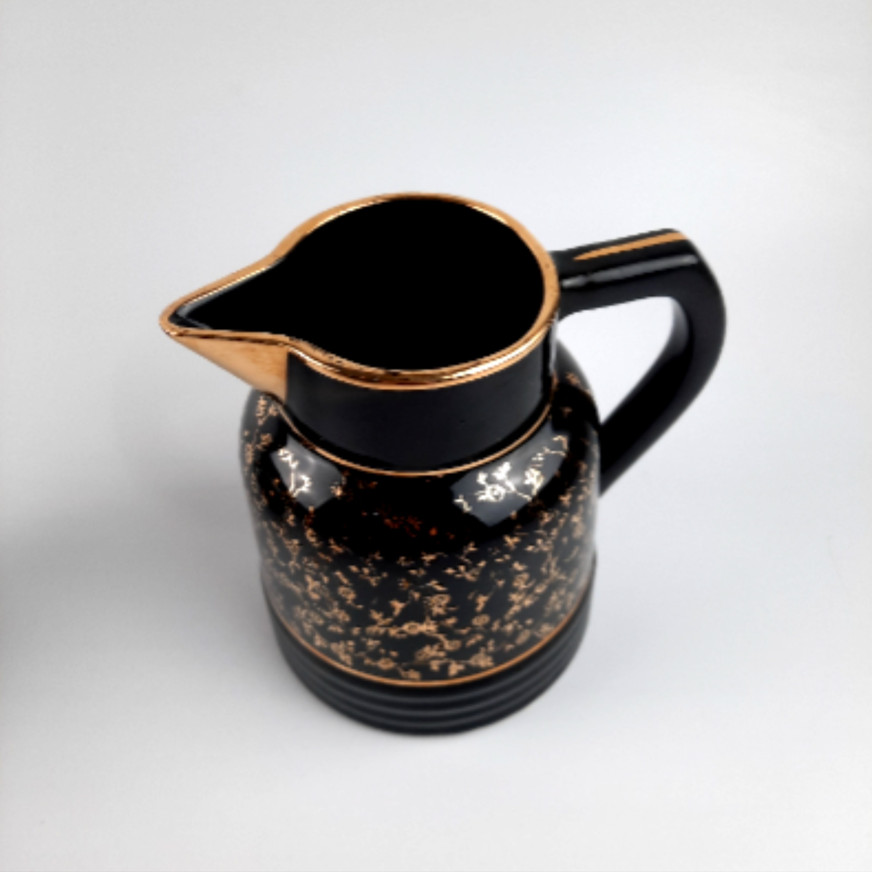 Voir photo 9 de Magnifique ensemble porcelaine théière cafetière Magnifique ensemble porcelaine théière cafetière Bon état reconditionné photo 9