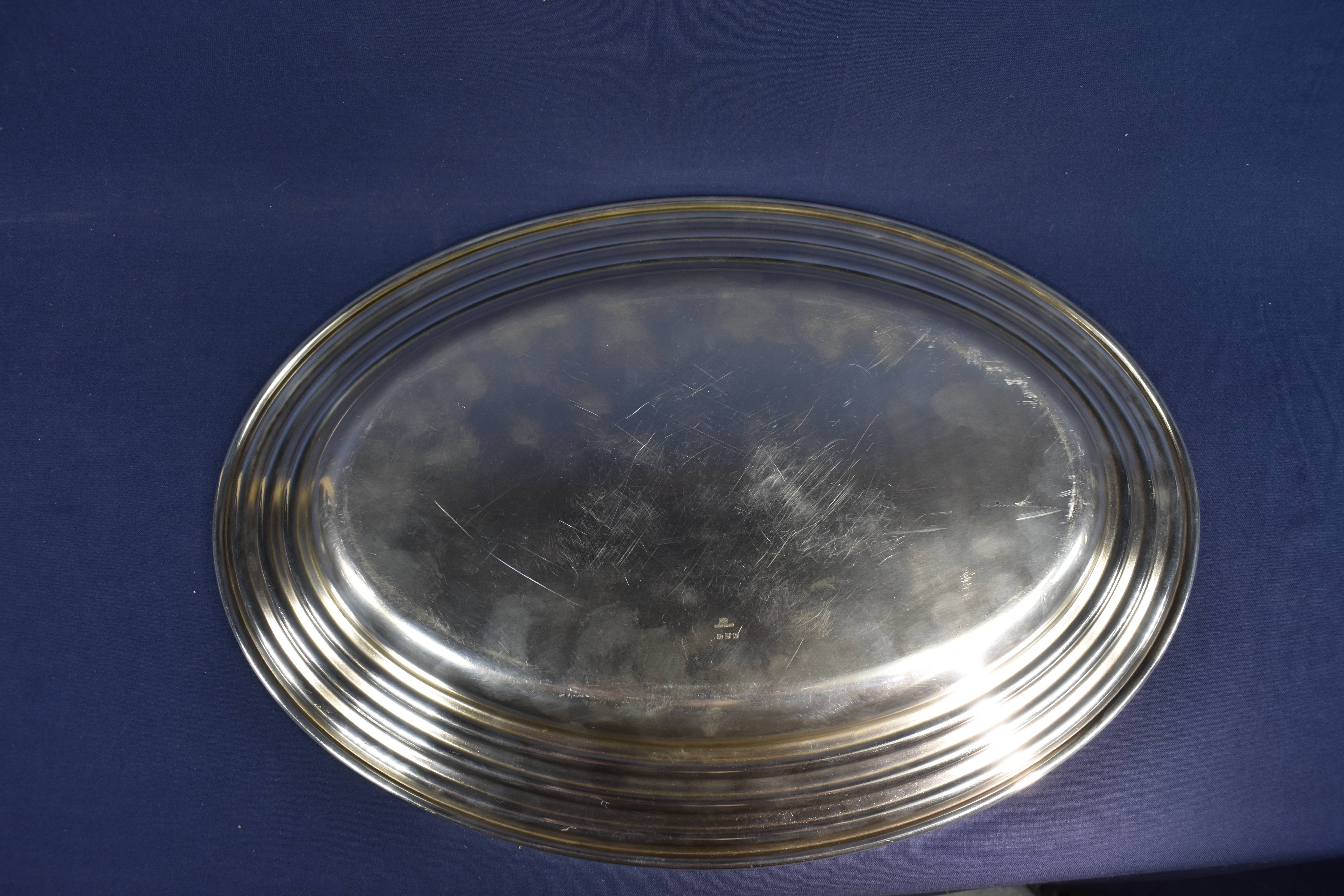 Voir photo 4 de Magnifique plat "ART DECO " ovale ( 40.5 X 28 cm ) en métal argenté Christophe. Magnifique plat "ART DECO " ovale ( 40.5 X 28 cm ) en métal argenté Christophe. Bon état reconditionné photo 4