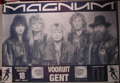 Magnum - 68x98 cm - AFFICHE / POSTER État correct N/A reconditionné disponible sur Fnac