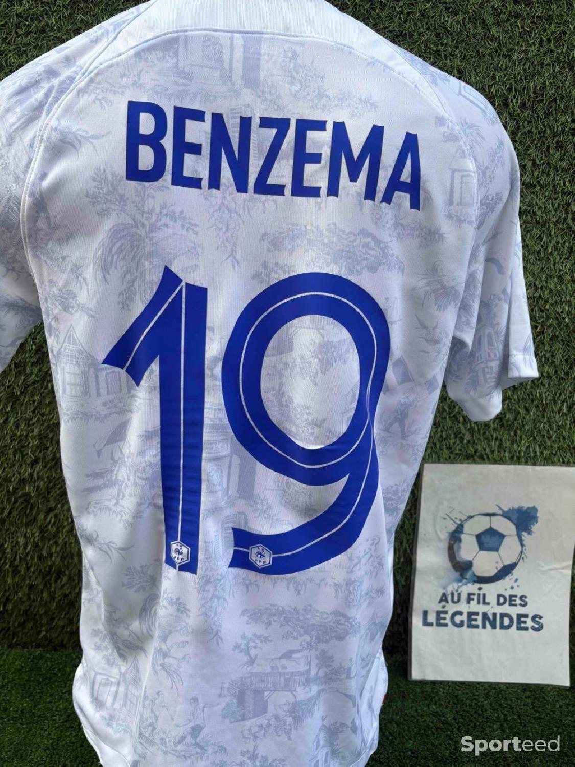 Maillot Benzema équipe de France Très bon état Nike reconditionné disponible sur Sporteed | Dero