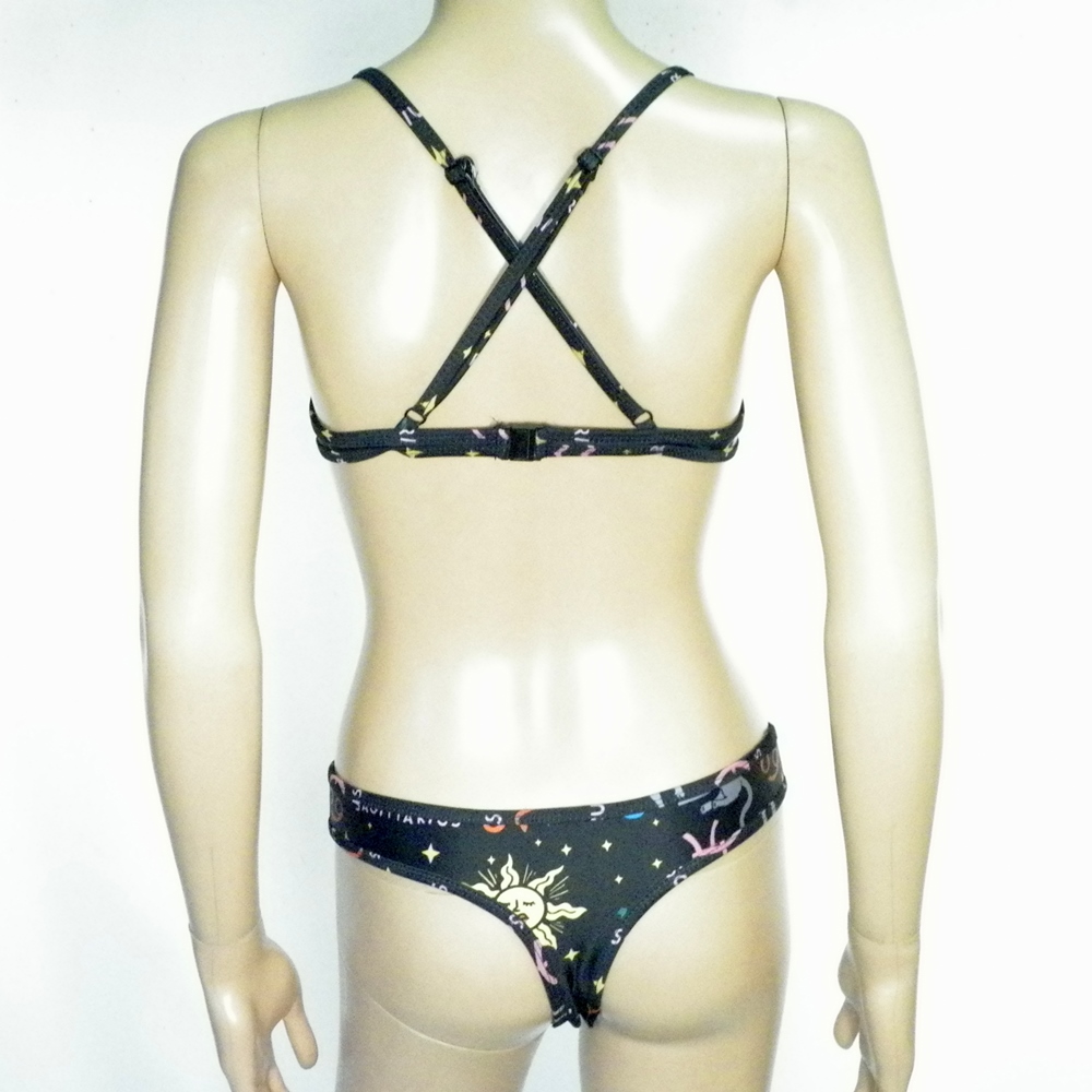 Voir photo 2 de Maillot De Bain Femme Noir HOAKA x PONY Taille M Maillot De Bain Femme Noir HOAKA x PONY Taille M Bon état reconditionné photo 2