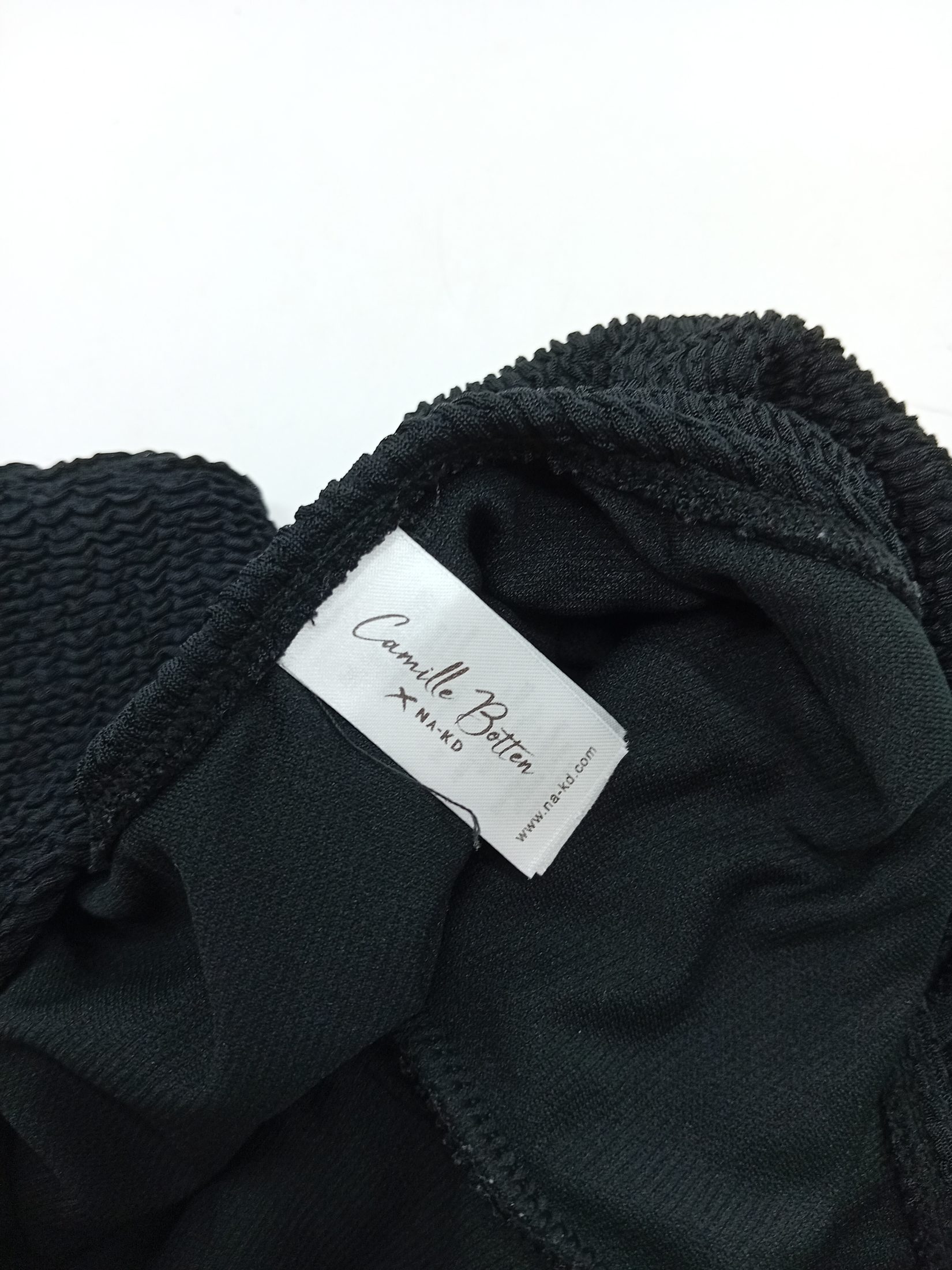 Voir photo 4 de Maillot De Bain Une Pièce Na-kd Noir Gaufré (T5865) Maillot De Bain Une Pièce Na-kd Noir Gaufré (T5865) Très bon état reconditionné photo 4