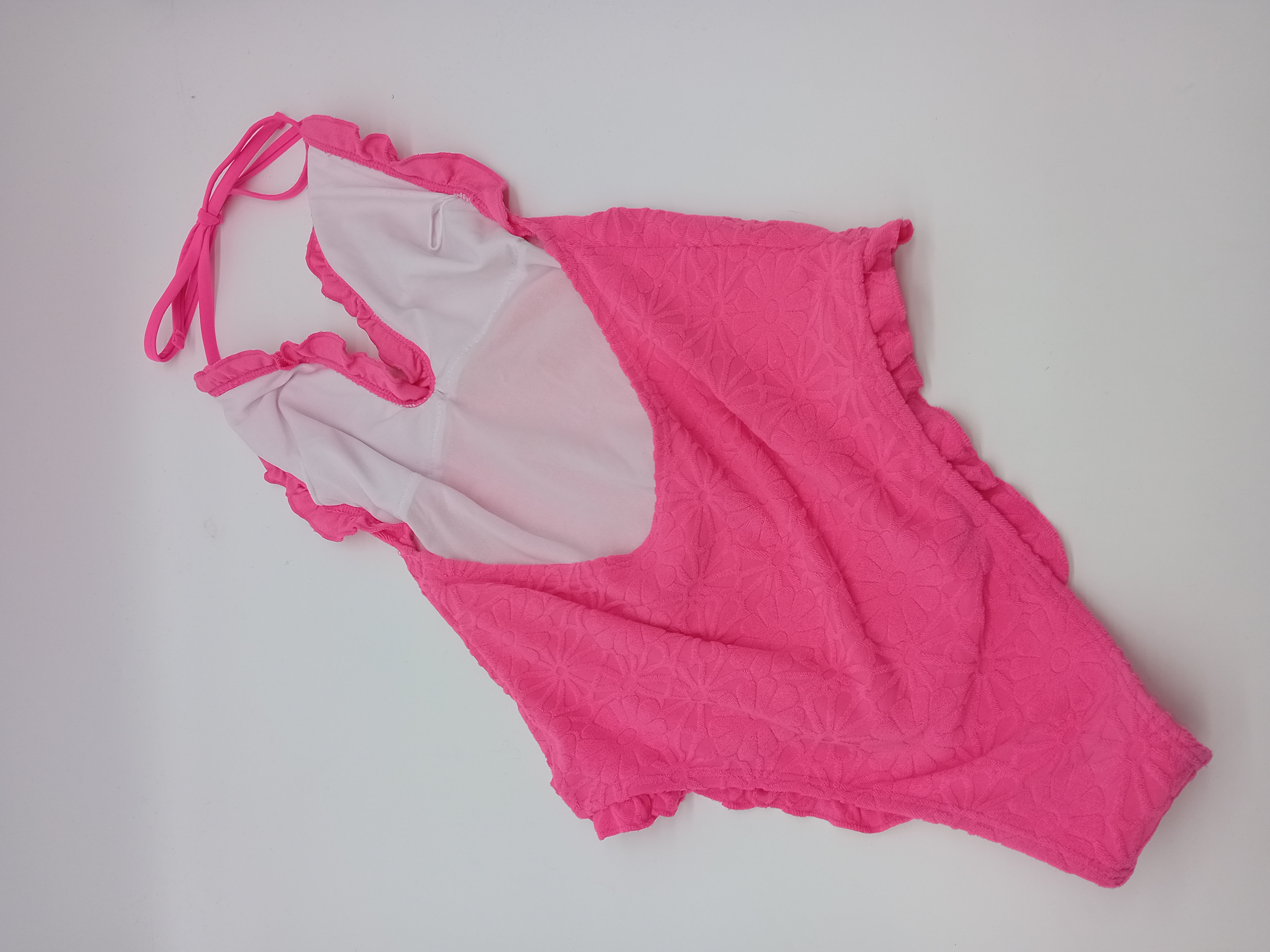Voir photo 2 de Maillot De Bain Une Pièce Rose Texturé Volants L (T5129) Maillot De Bain Une Pièce Rose Texturé Volants L (T5129) Très bon état reconditionné photo 2
