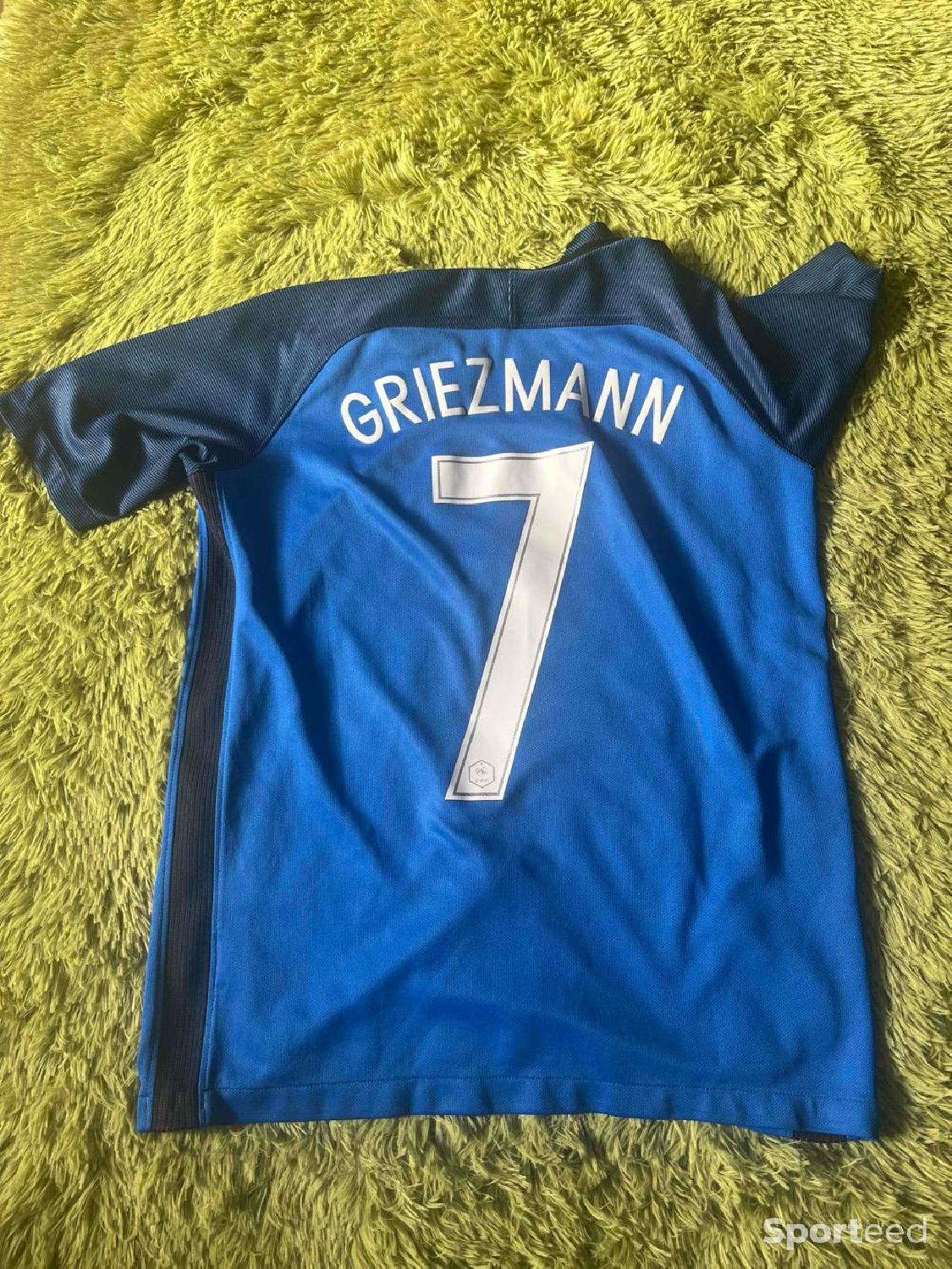 Maillot Griezmann équipe de France Occasion Nike reconditionné disponible sur Sporteed | Dero