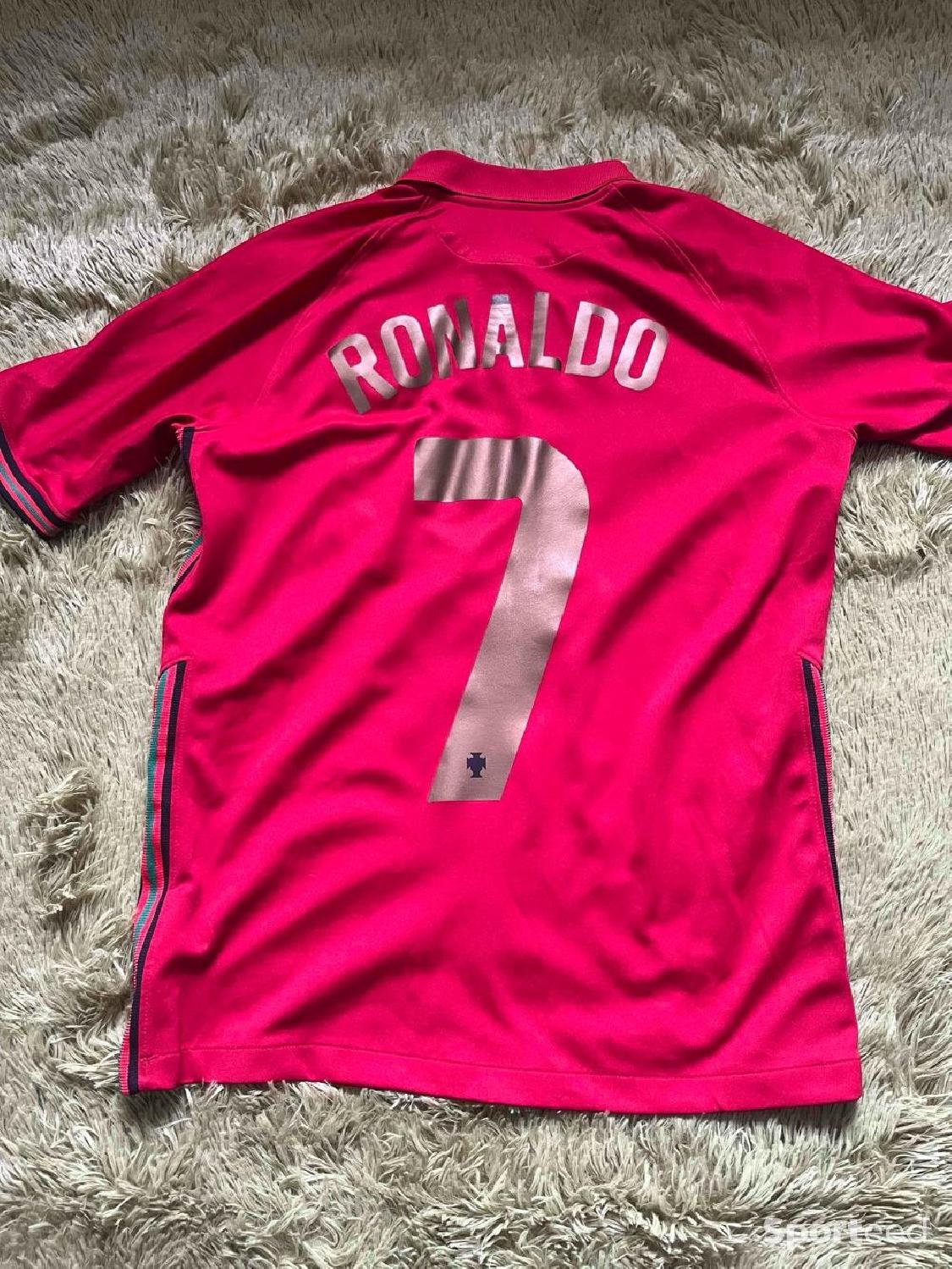 Maillot Ronaldo Portugal Très bon état Nike reconditionné disponible sur Sporteed